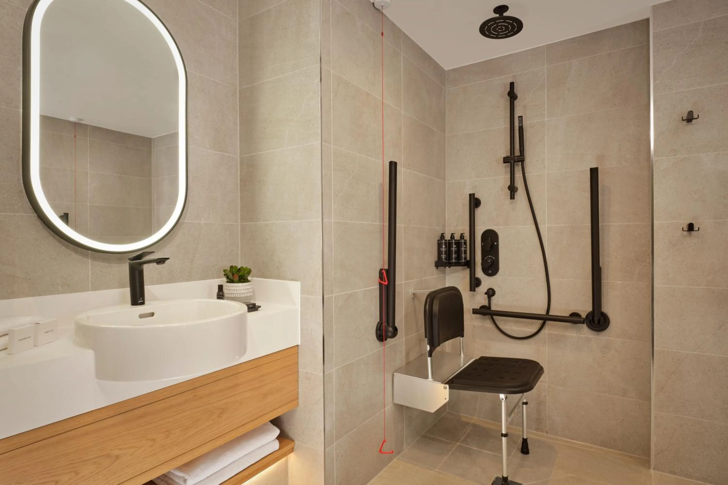 Bathroom in The Reach at Piccadilly, Manchester, a Tribute Portfolio Hotel