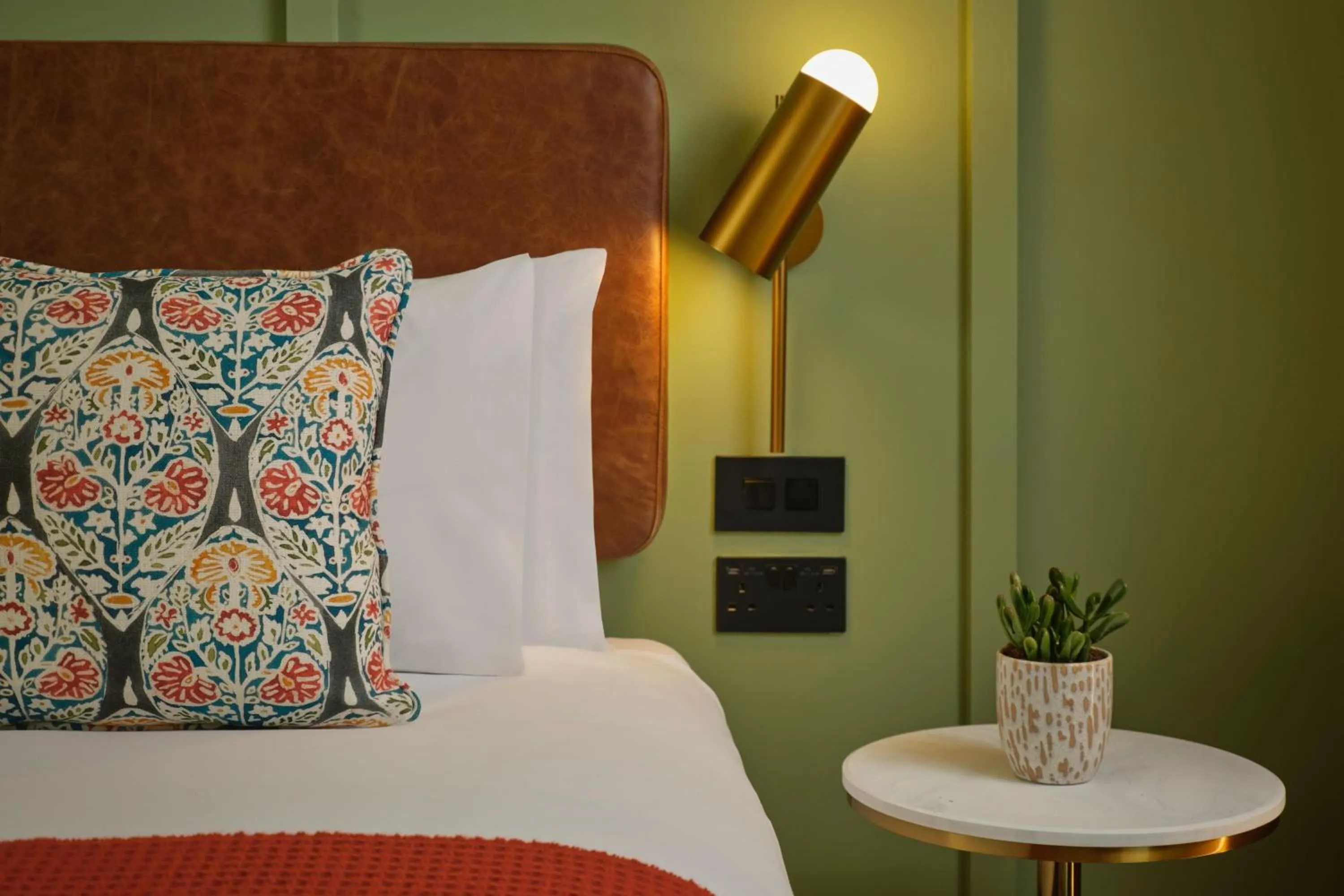 Bedroom, Bed in The Reach at Piccadilly, Manchester, a Tribute Portfolio Hotel