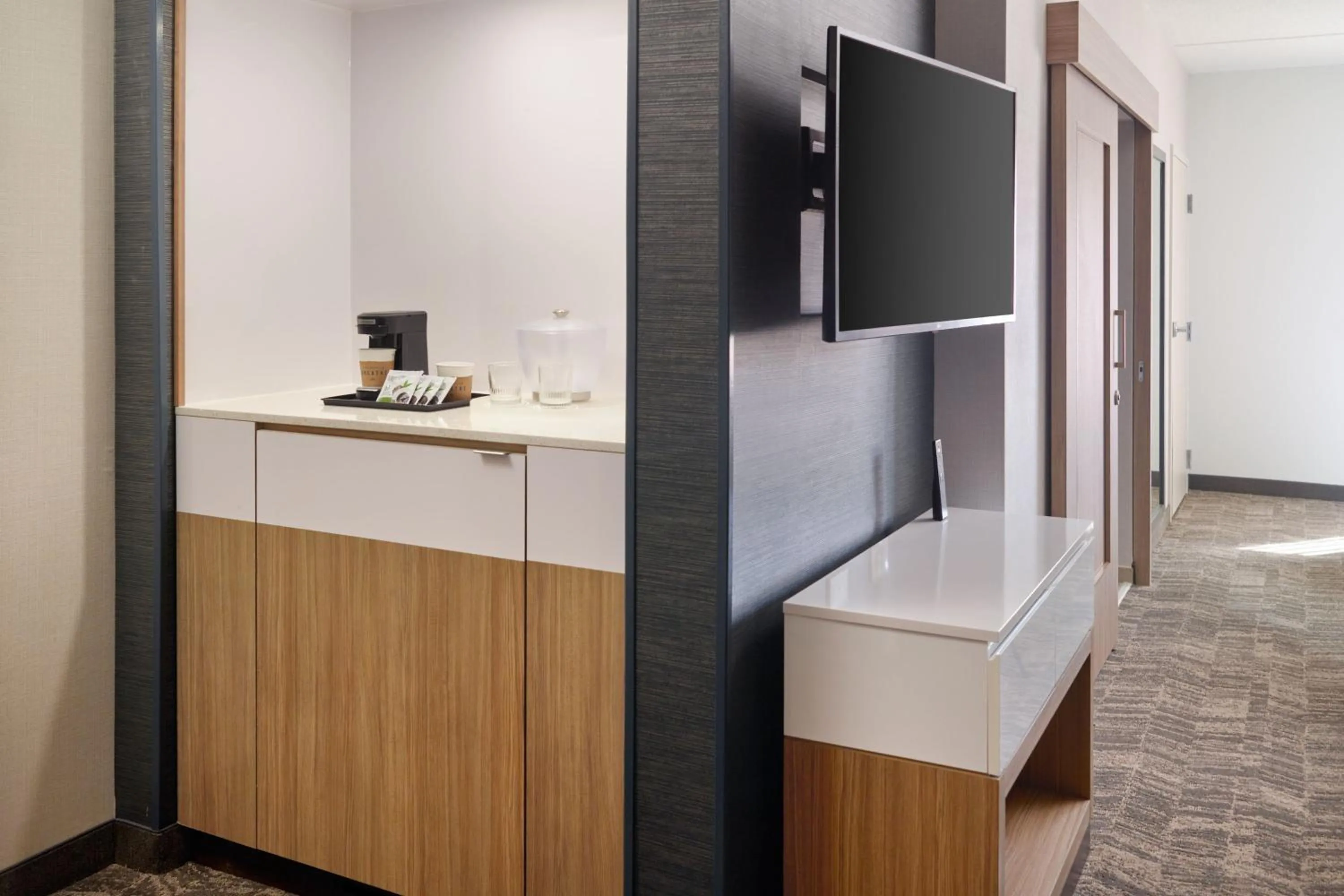 Bedroom in SpringHill Suites by Marriott Arlington TN