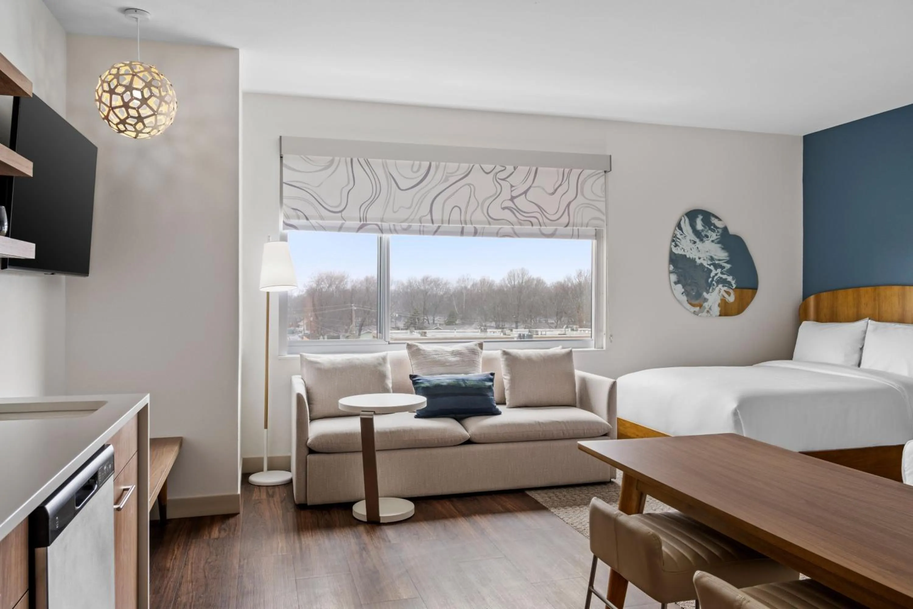 Photo of the whole room, Bed in Element Springfield South