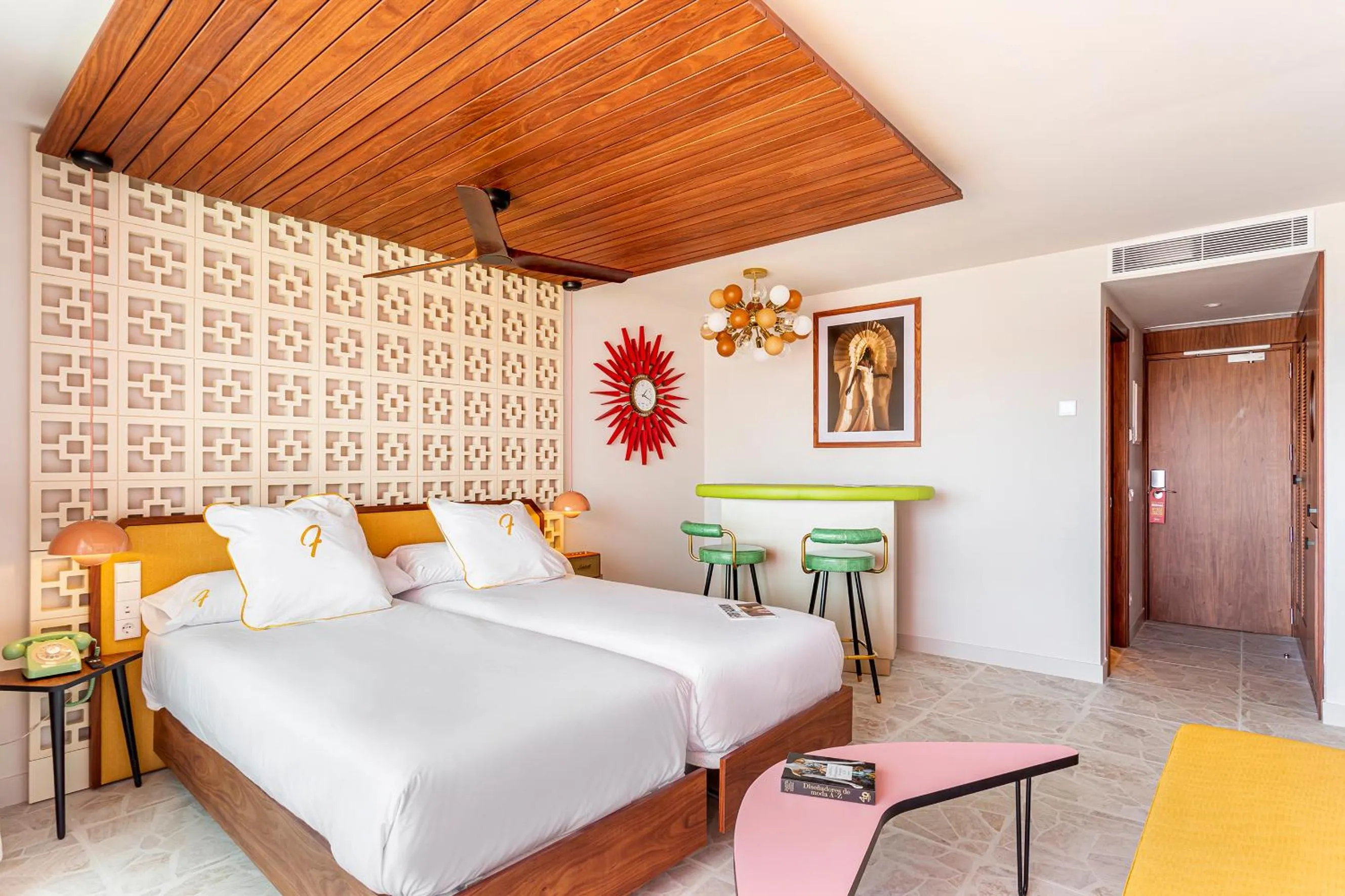 Photo of the whole room, Bed in Los Felices Ibiza