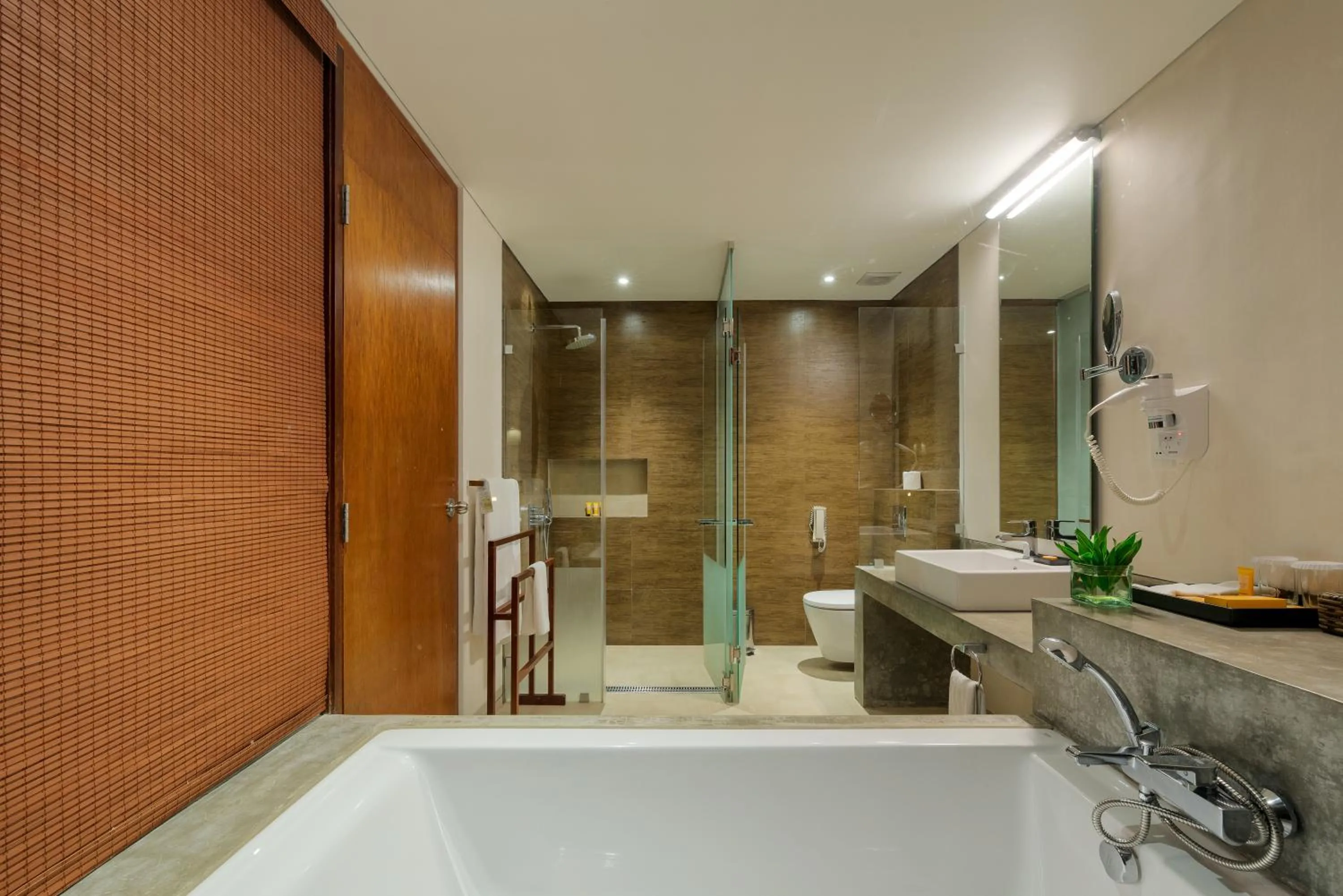 Toilet in Amaya Beach Passikudah