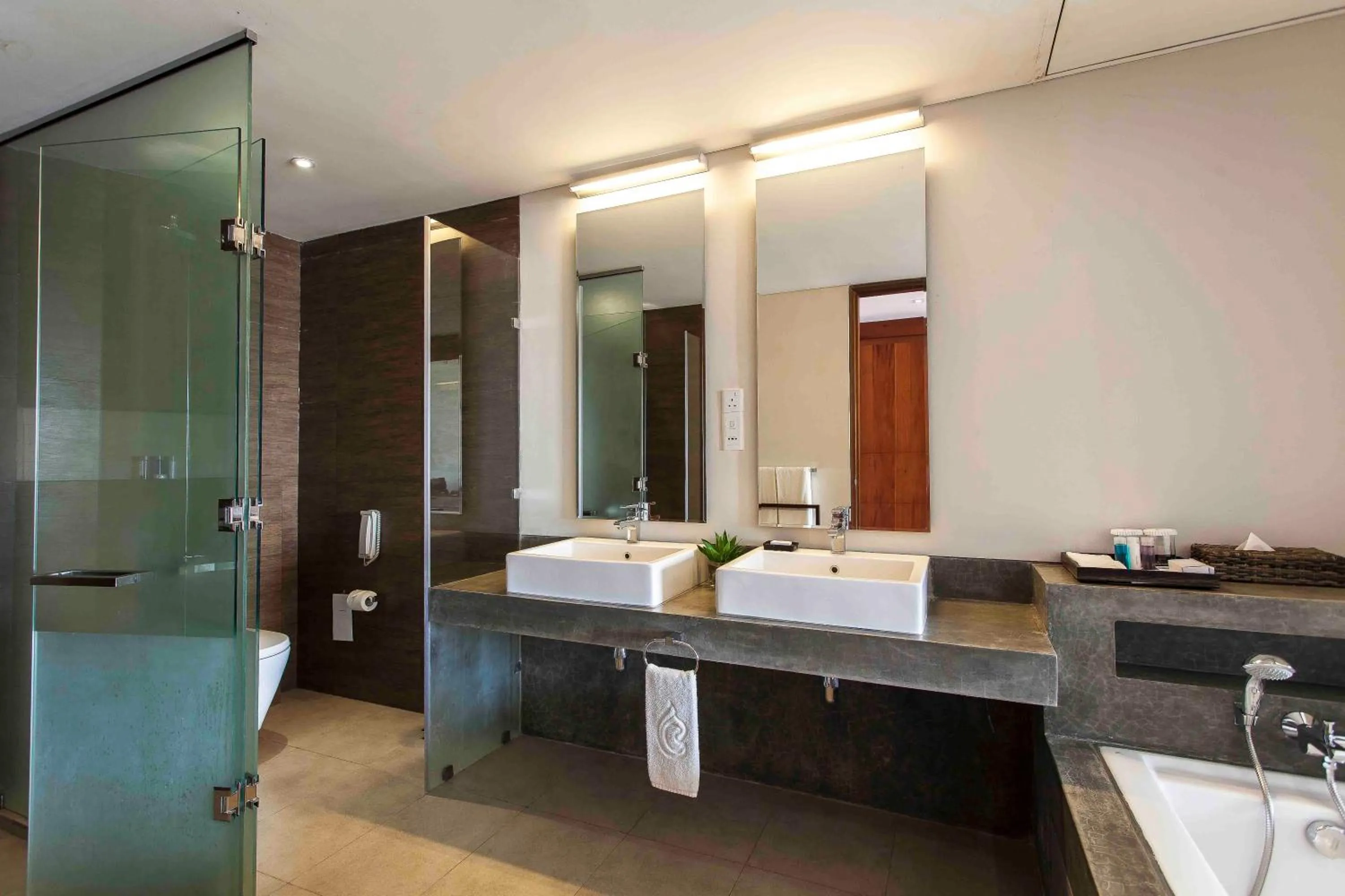 Bathroom in Amaya Beach Passikudah