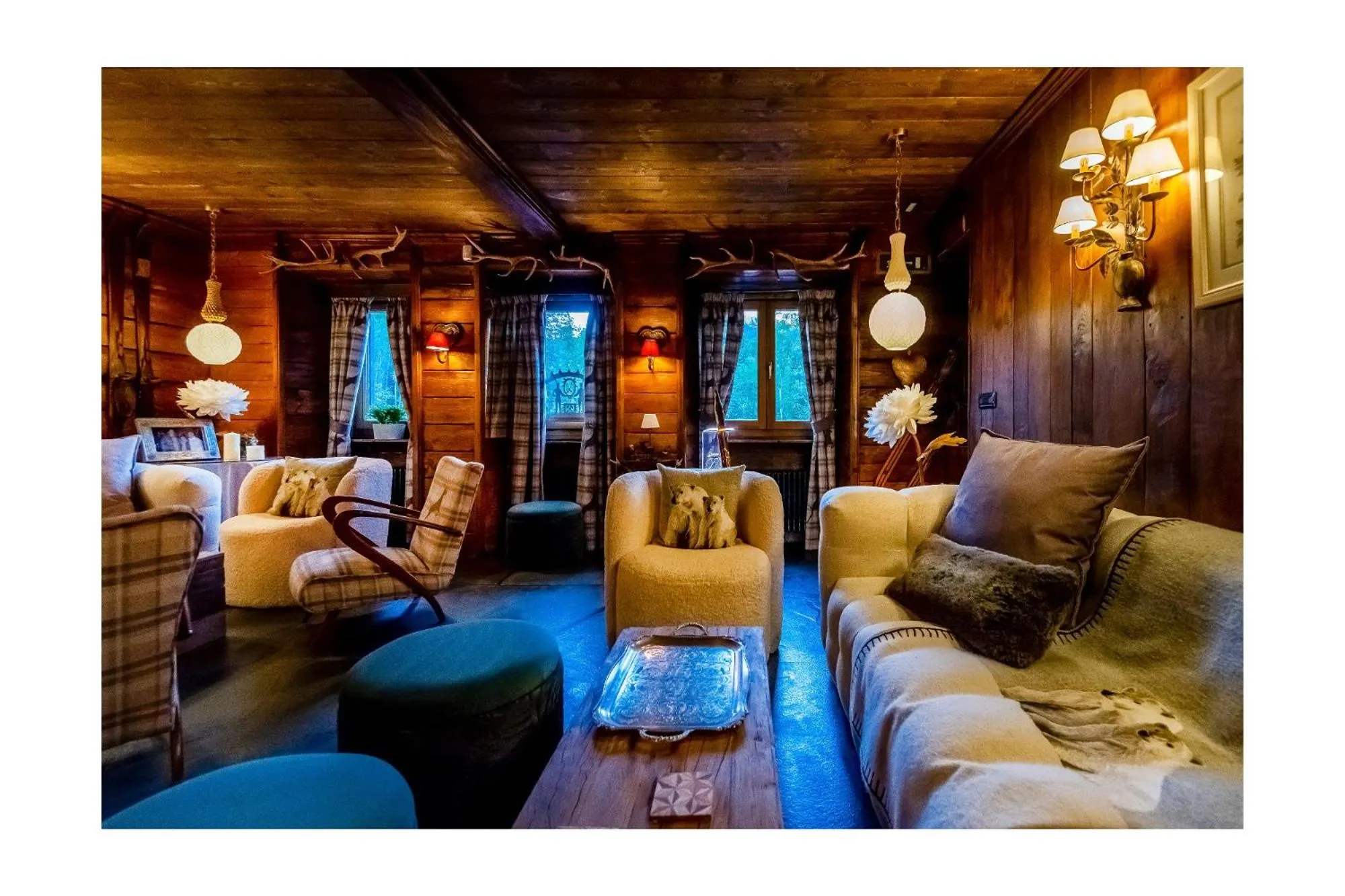 Living room in Chalet BRAGARD-Boutique Chalet & SPA