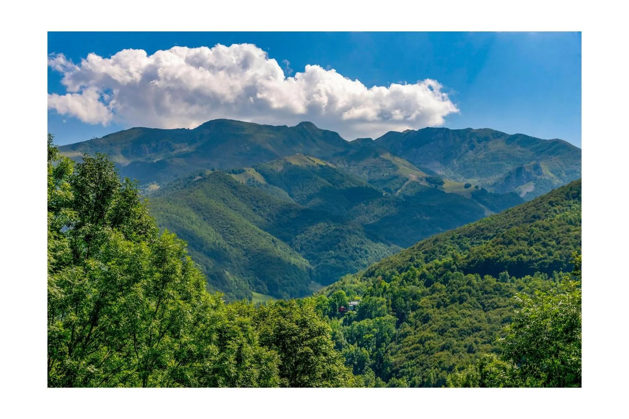 Natural landscape in Chalet BRAGARD-Boutique Chalet & SPA