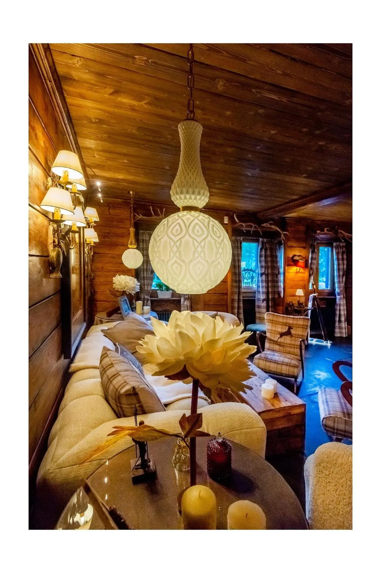 Living room in Chalet BRAGARD-Boutique Chalet & SPA