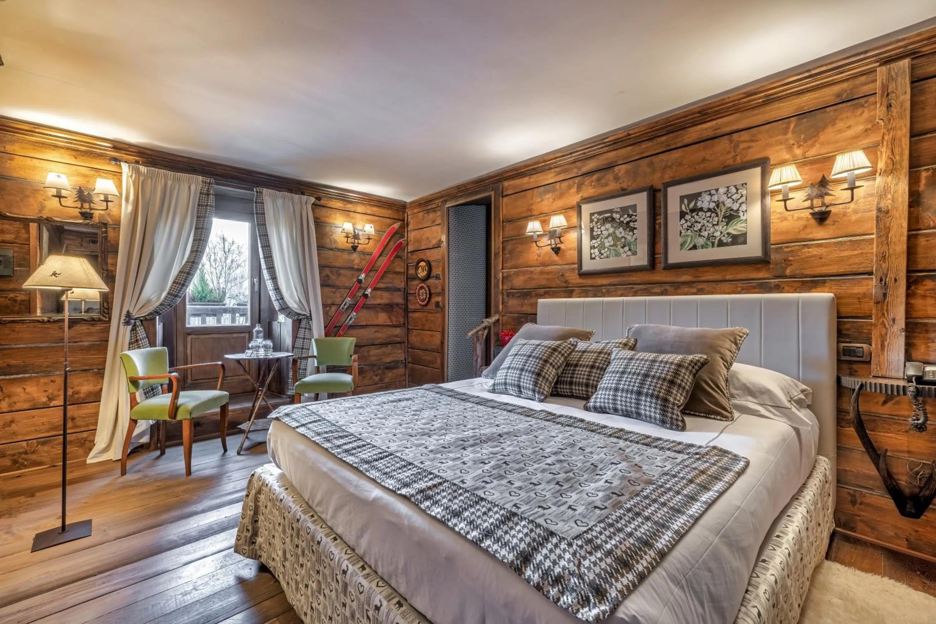 Photo of the whole room, Bed in Chalet BRAGARD-Boutique Chalet & SPA