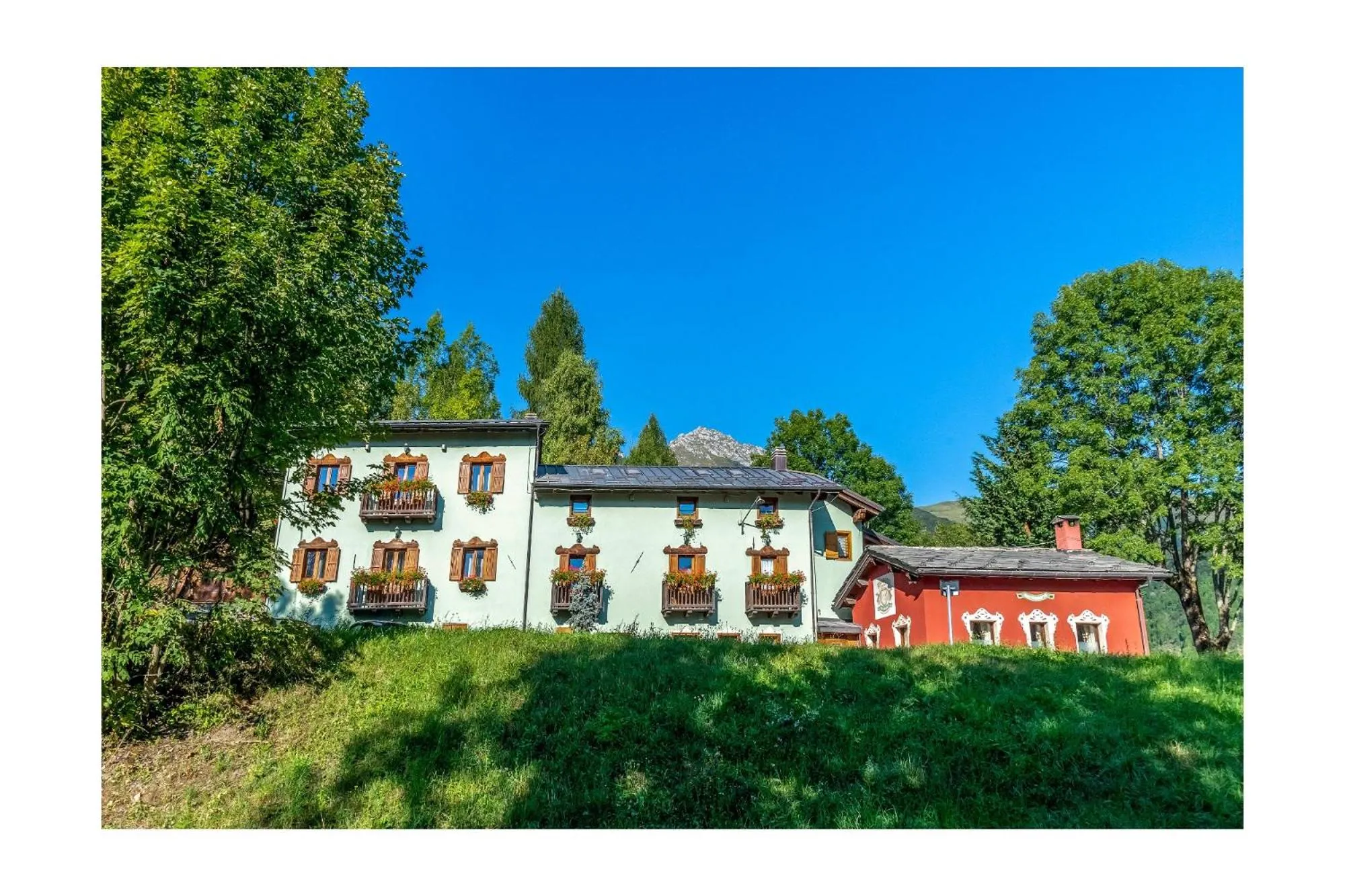 Property building in Chalet BRAGARD-Boutique Chalet & SPA