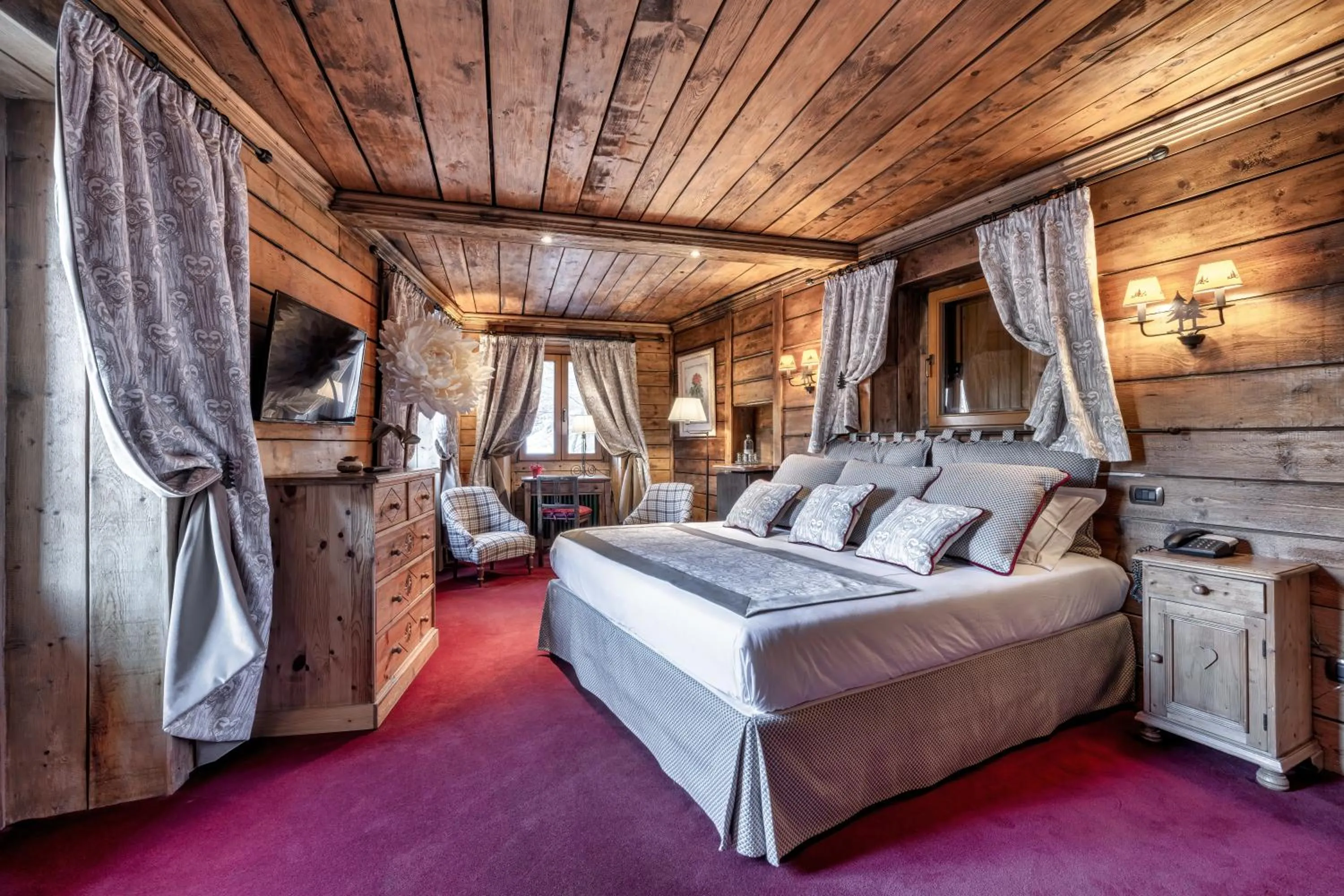 Bed in Chalet BRAGARD-Boutique Chalet & SPA