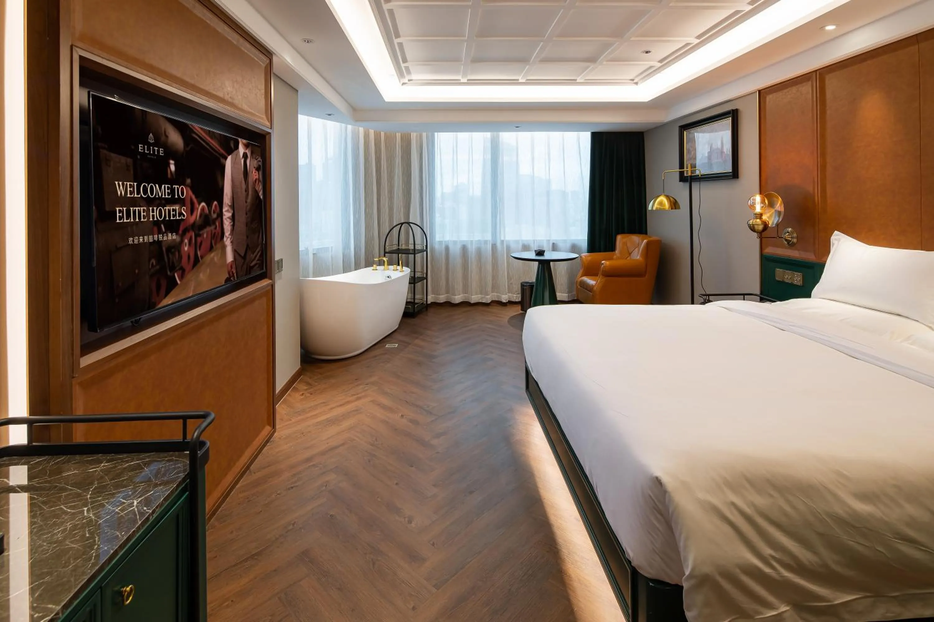 Bed in ELITE International Hotel Taikoo Hui Plaza Gangding Metro Station Branch