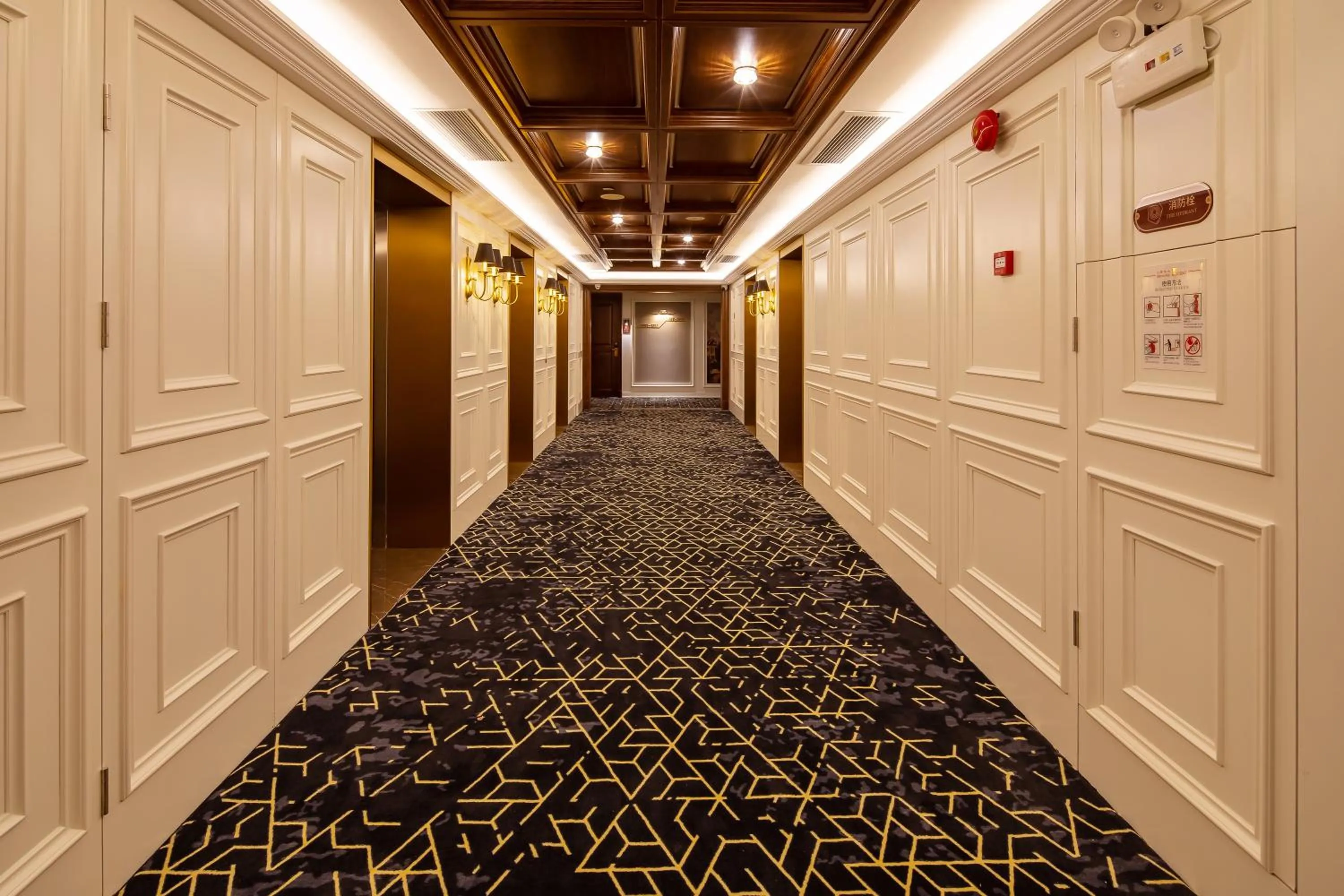 Decorative detail in ELITE International Hotel Taikoo Hui Plaza Gangding Metro Station Branch