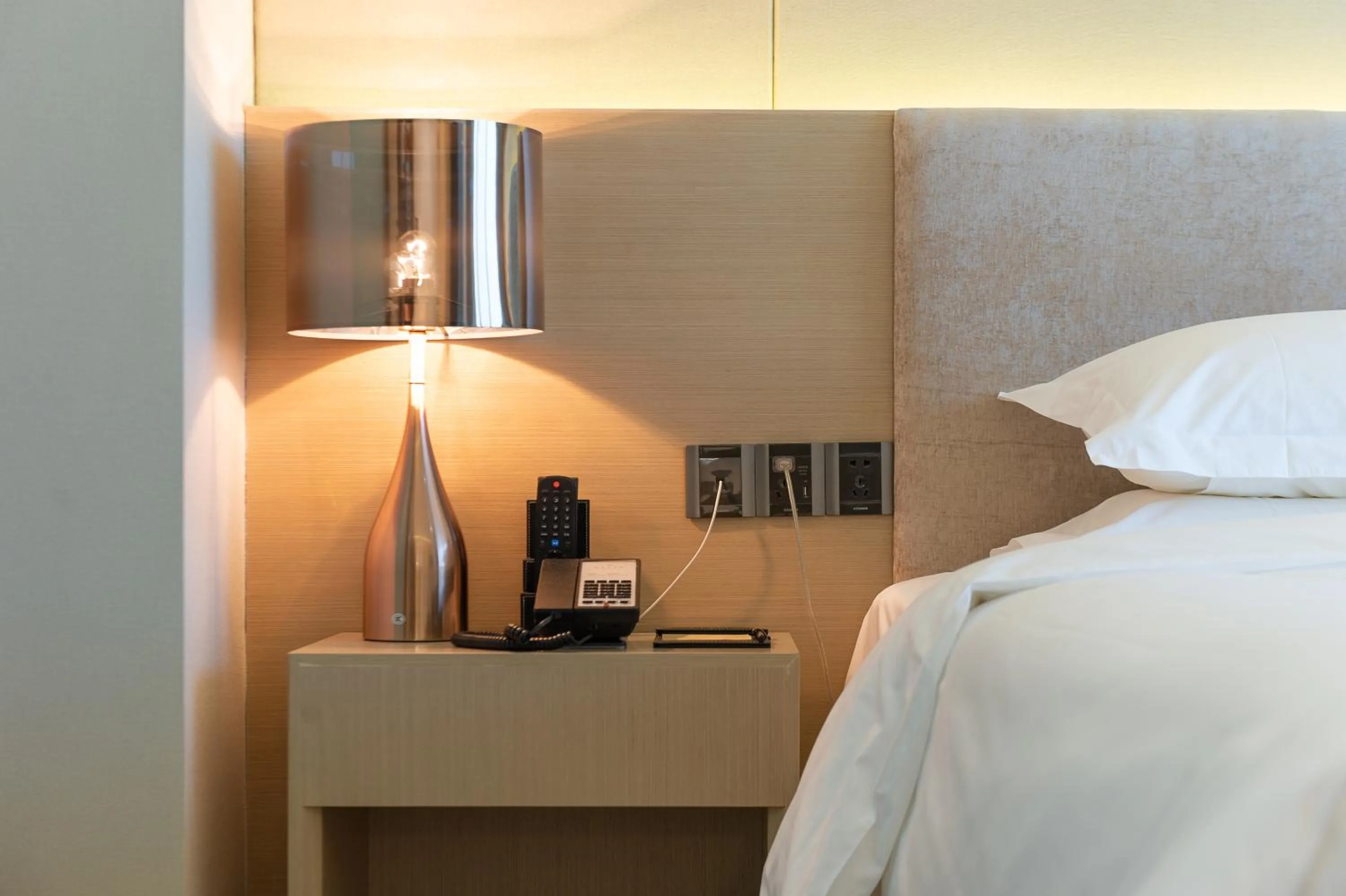 Decorative detail, Bed in ELITE International Hotel Taikoo Hui Plaza Gangding Metro Station Branch