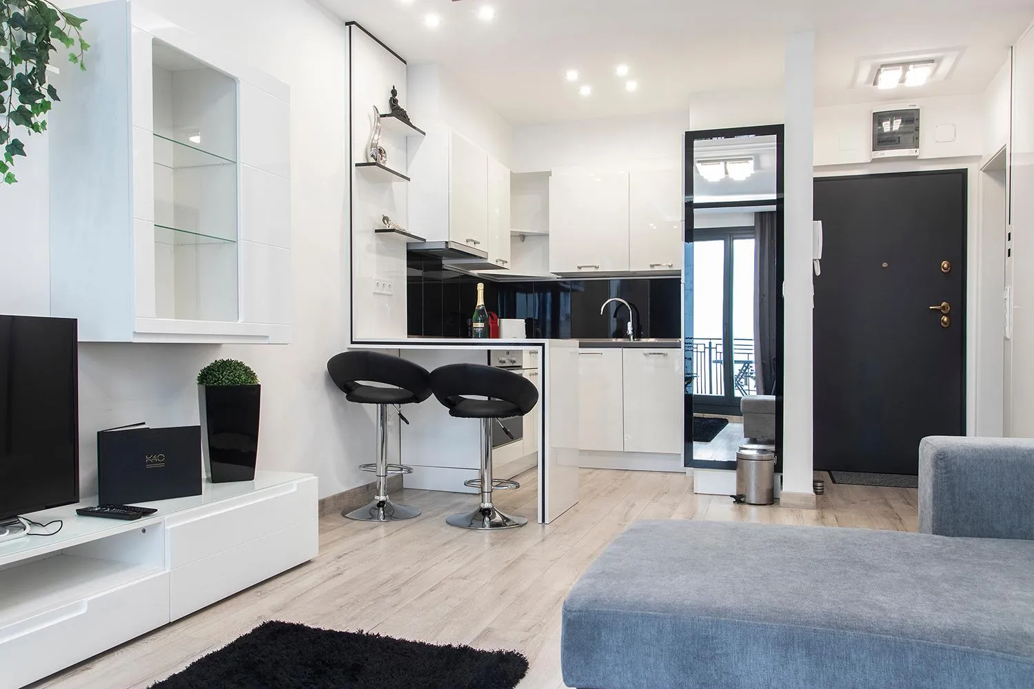 Kitchen or kitchenette in Chill 'N' Joy Boutique suites