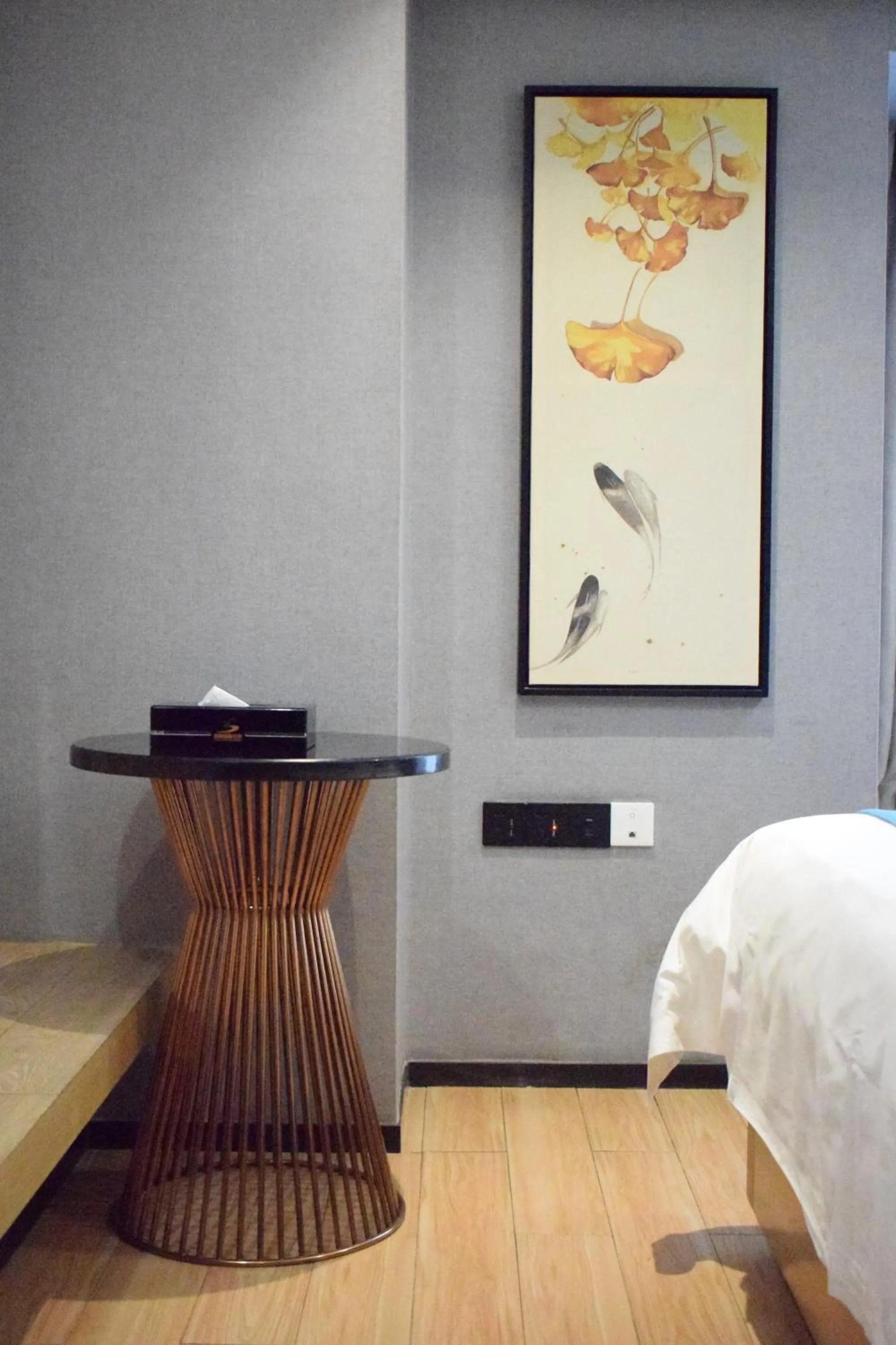 hair dresser in Orange Tree International Hotel Zhujiang New Town Huacheng Sqaure Branch