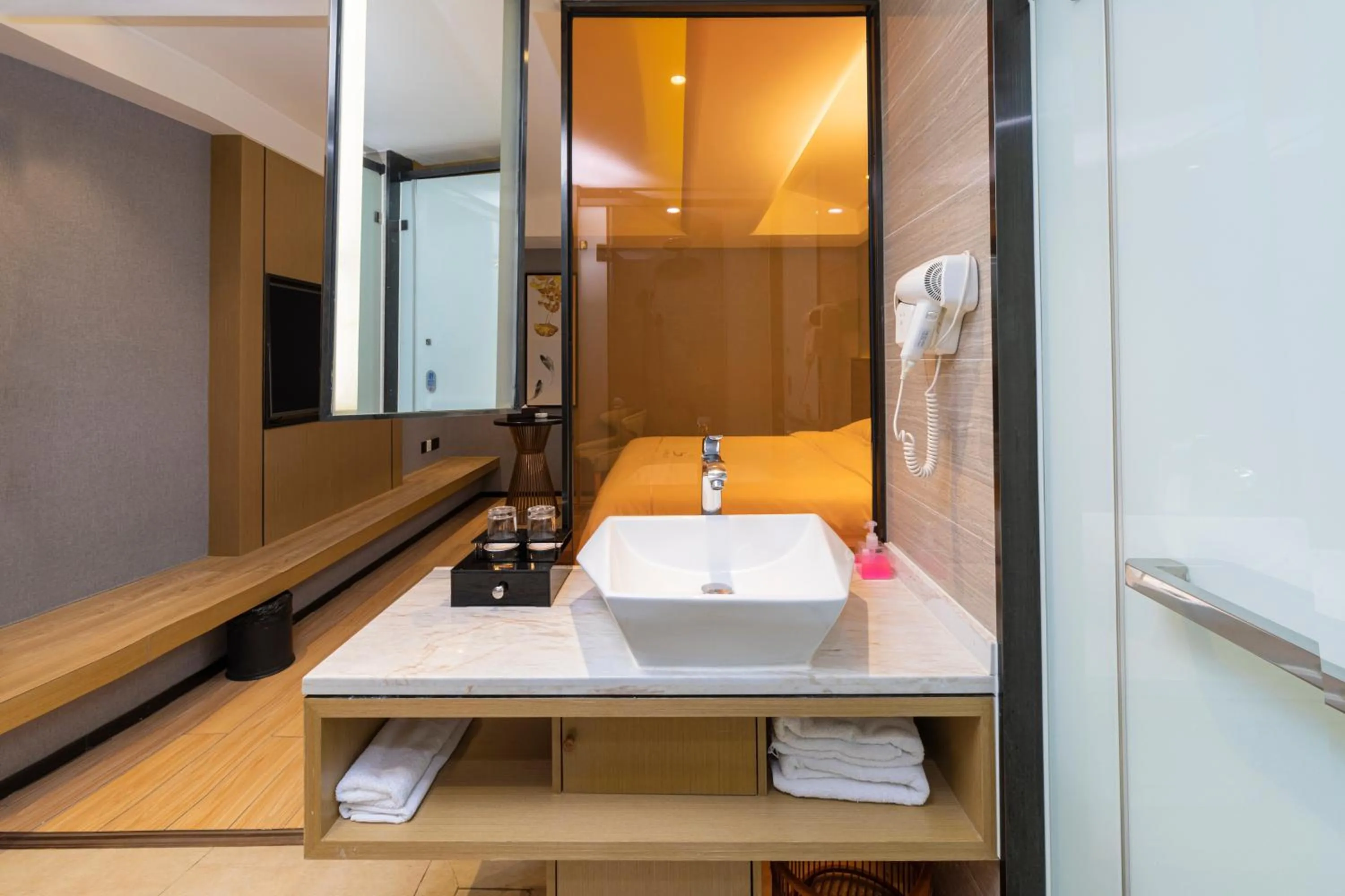Bathroom in Orange Tree International Hotel Zhujiang New Town Huacheng Sqaure Branch