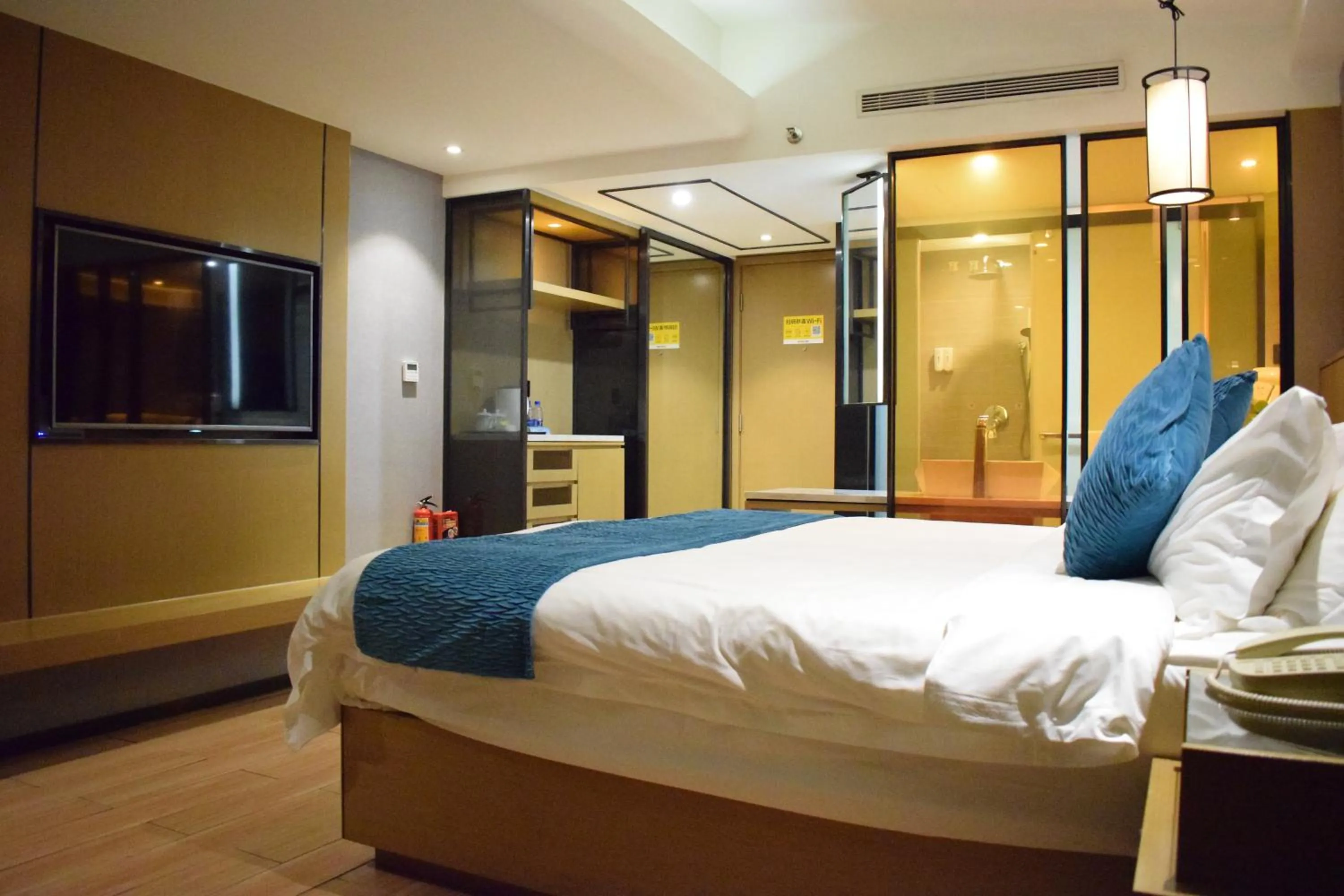 Photo of the whole room in Orange Tree International Hotel Zhujiang New Town Huacheng Sqaure Branch