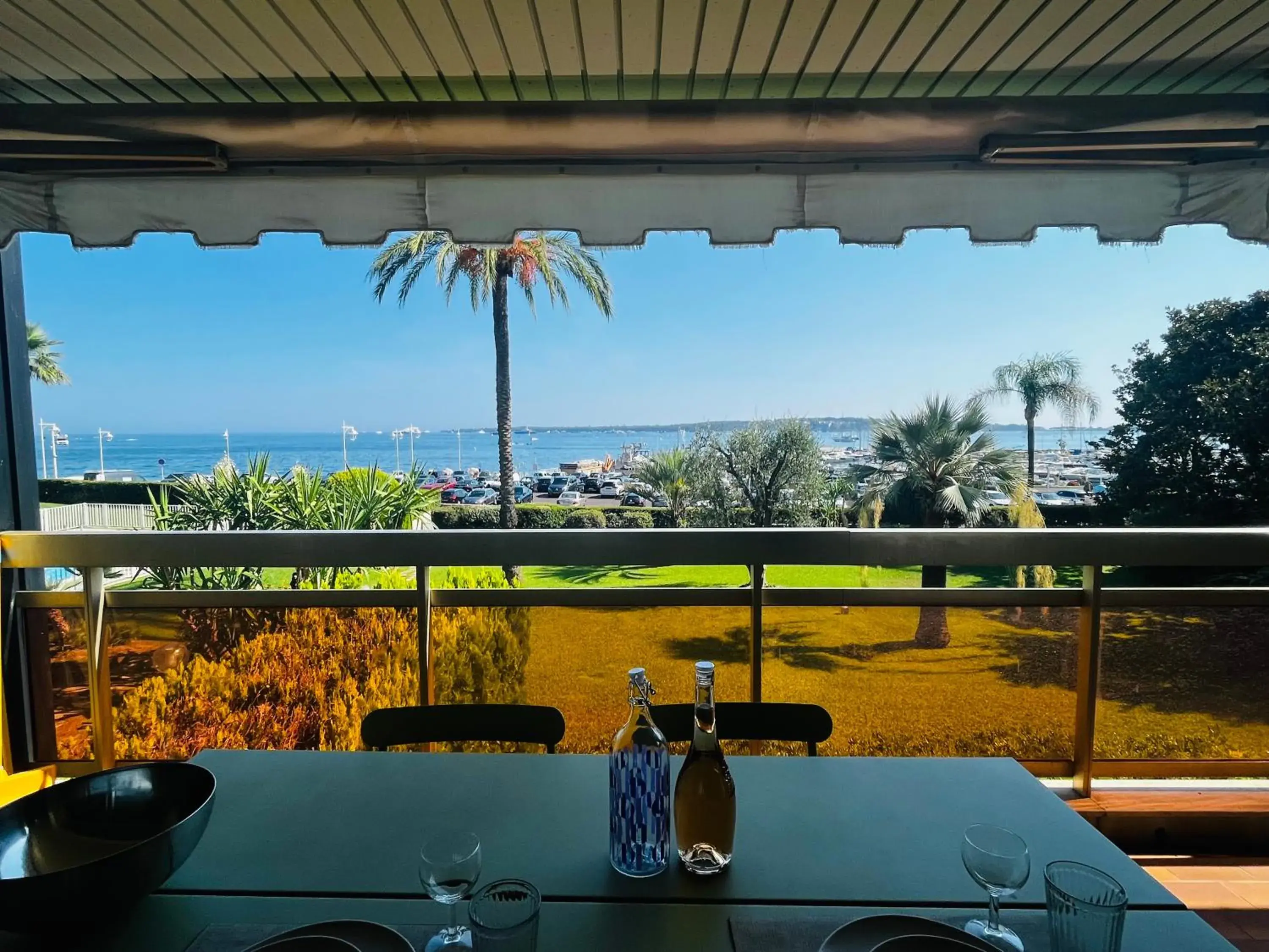 Les yeux dans le bleu, Cannes Vue mer Les yeux dans le bleu, Cannes Vue mer