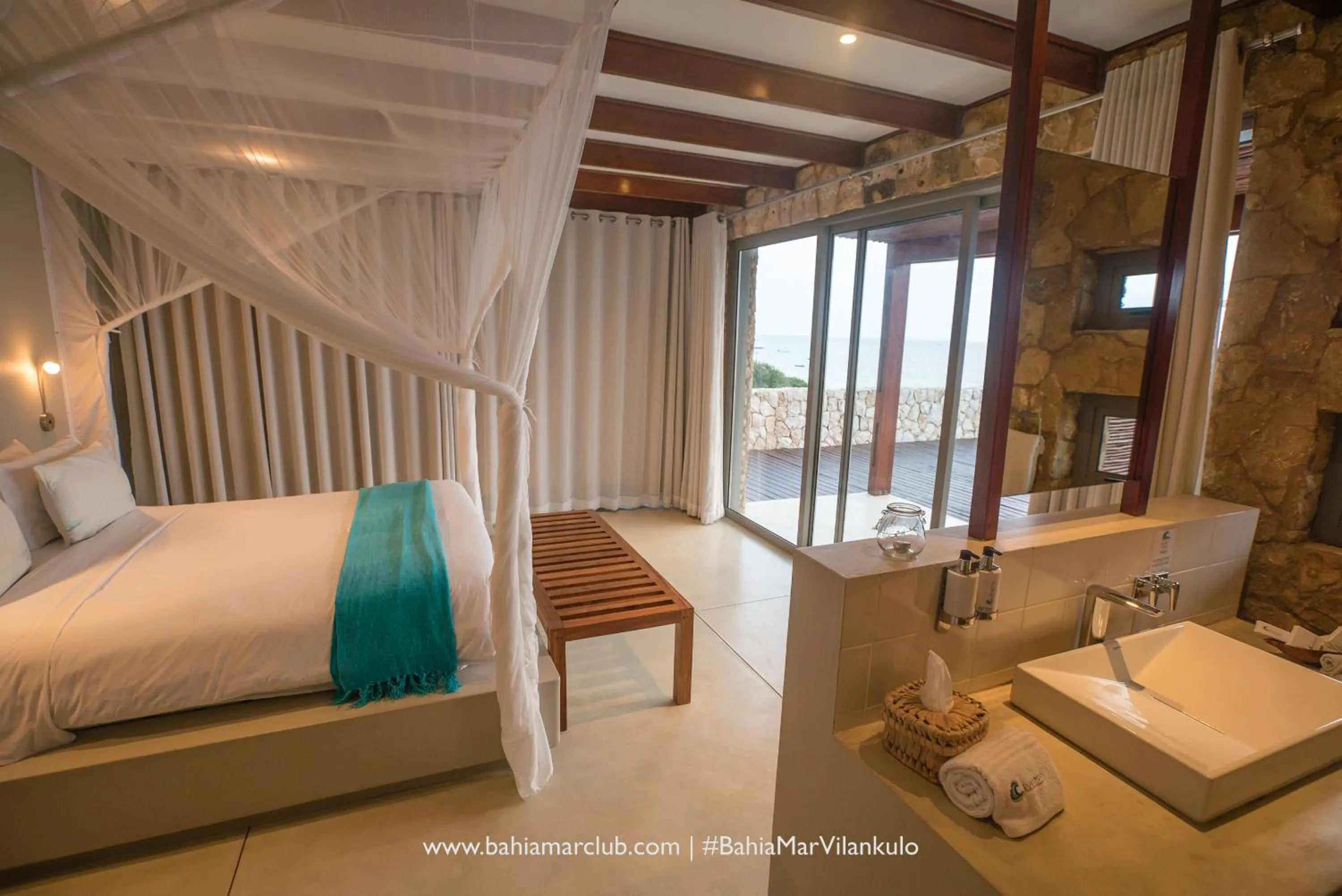 Sea view, Bed in Bahia Mar Boutique Hotel