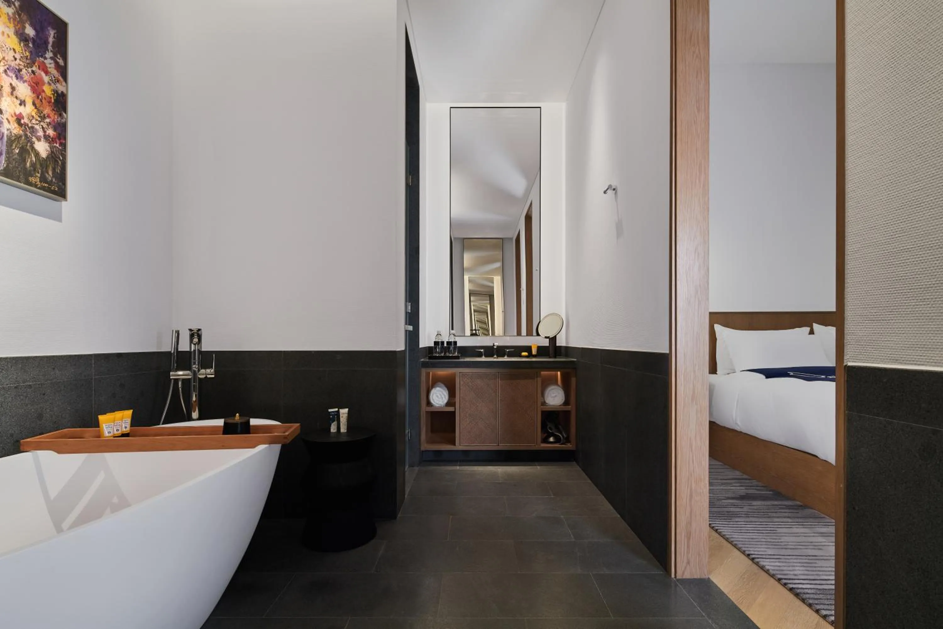 Bathroom, Bed in POKKEI Hotel Shaoxing