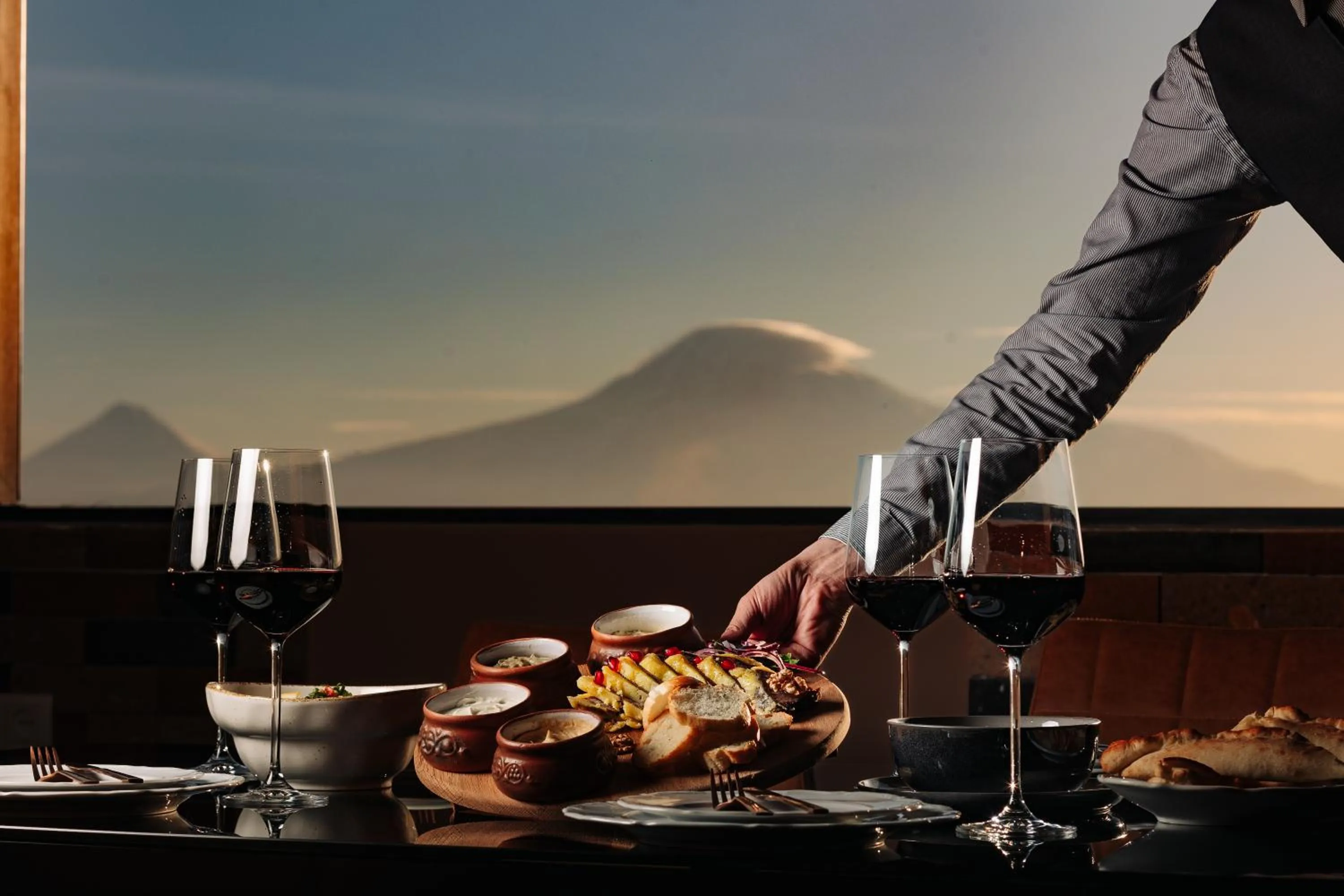 Restaurant/places to eat in Felinger Concept Hotel