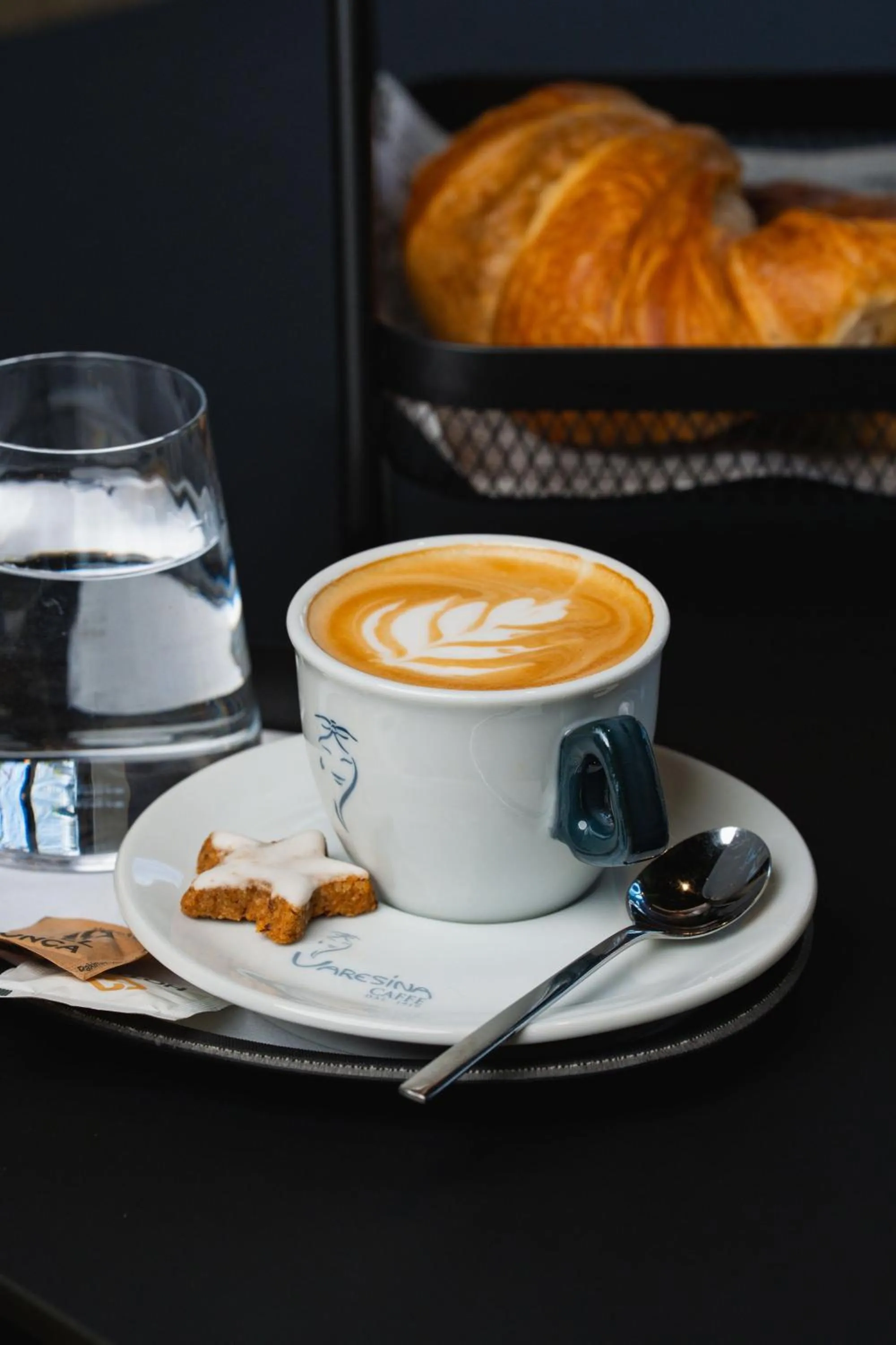 Lounge or bar in Hotel Lonca