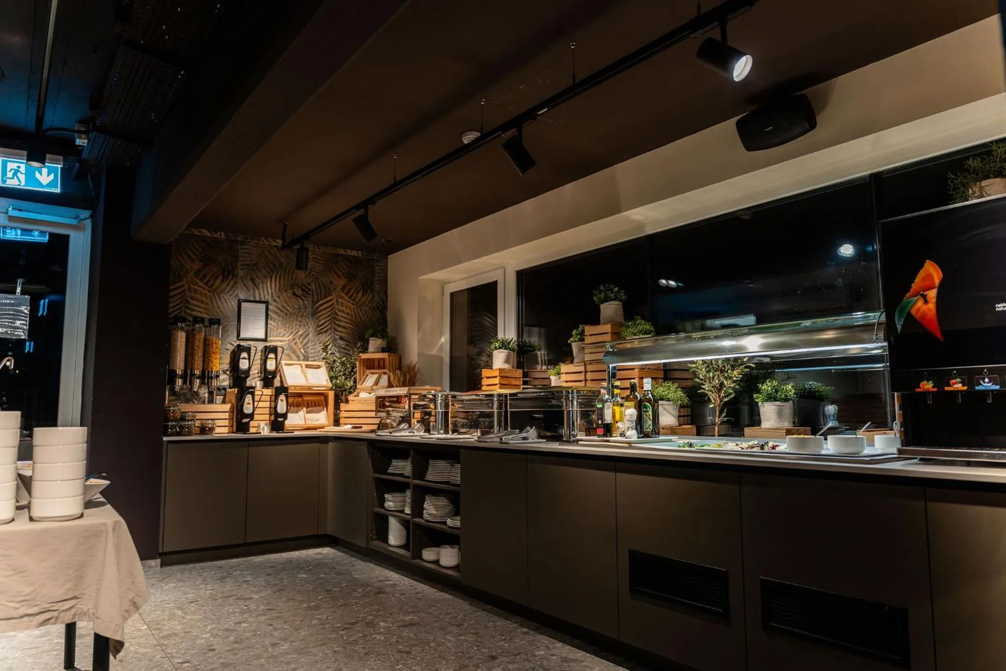 Food and drinks in Hotel Lonca