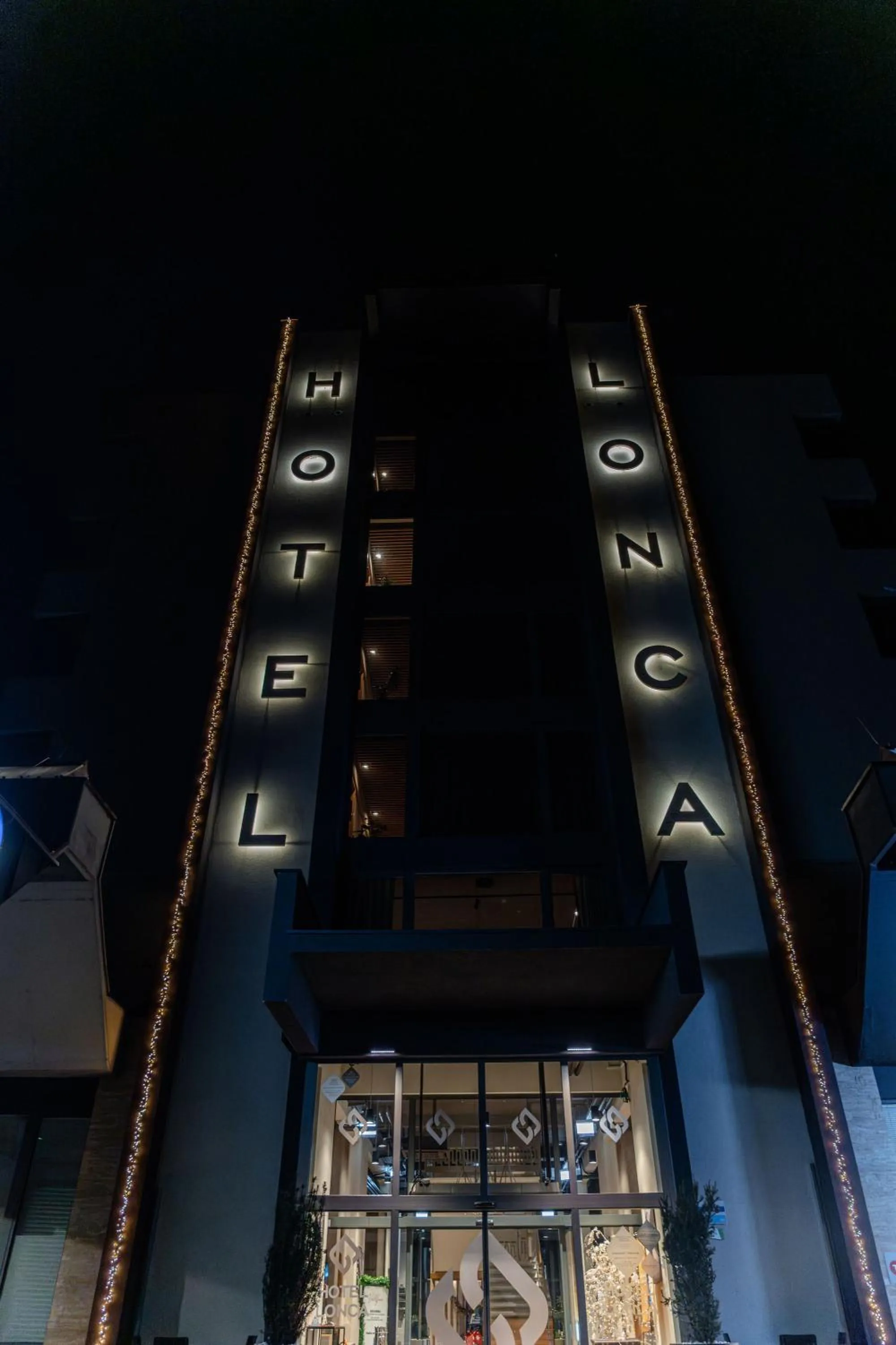 Facade/entrance in Hotel Lonca