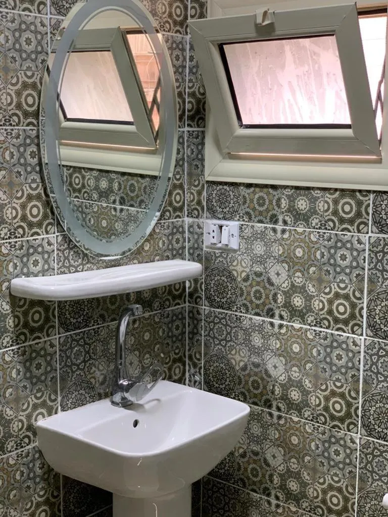 Shower in Magic Hotel