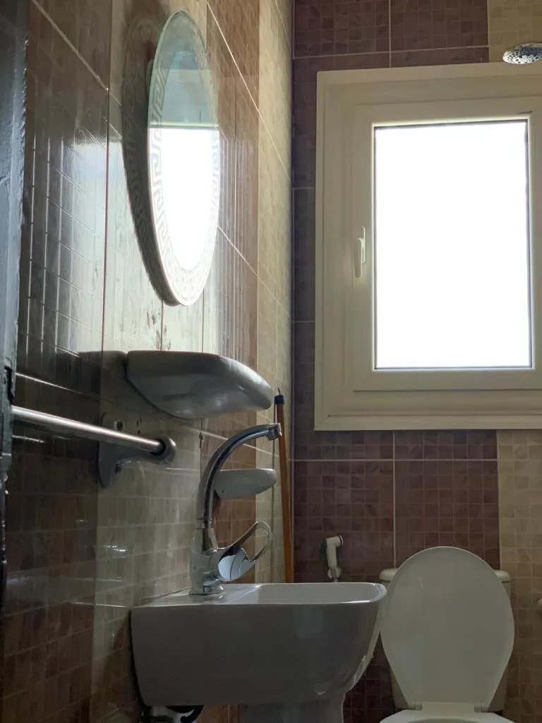 Shower in Magic Hotel