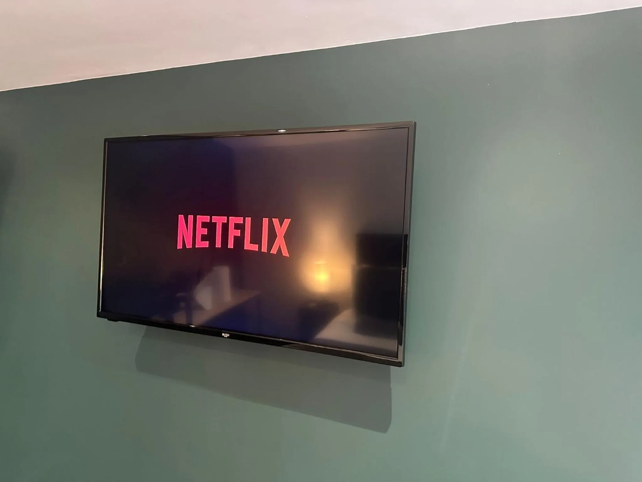 TV and multimedia in OYO The Avenue