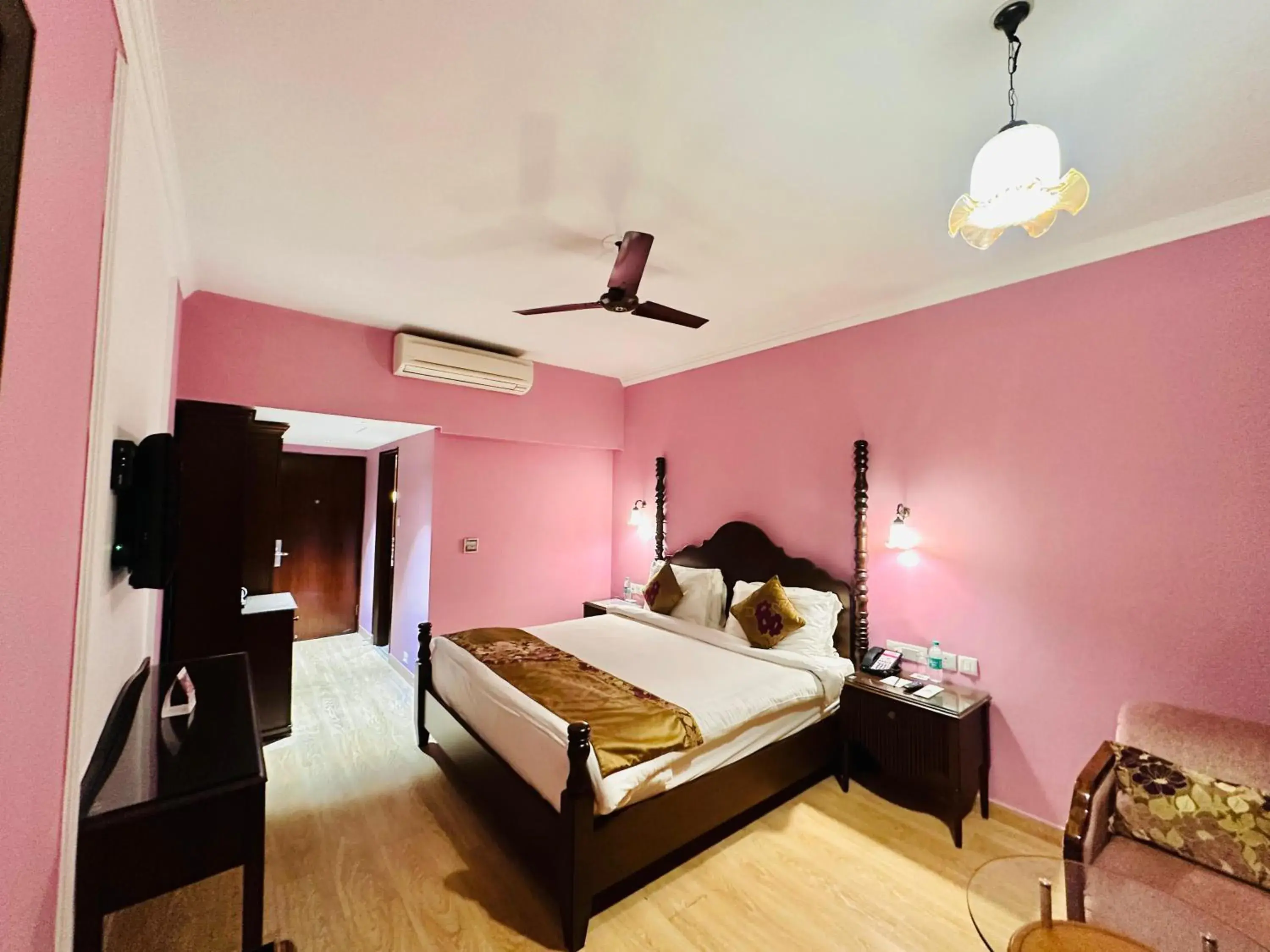 Bed in Royal Orchid Fort Resort Mussoorie Bed in Royal Orchid Fort Resort Mussoorie