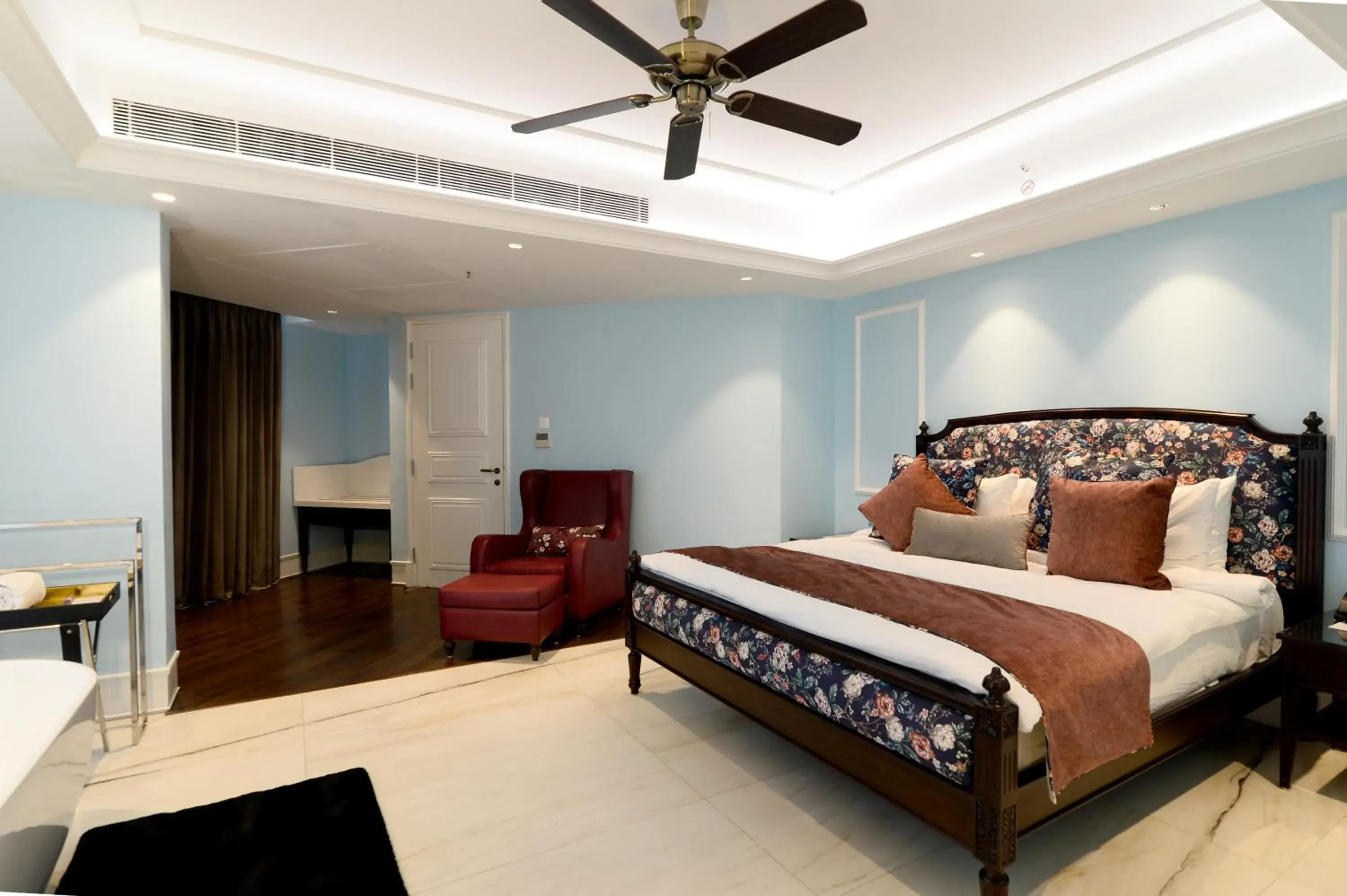 Bed in Royal Orchid Fort Resort Mussoorie Bed in Royal Orchid Fort Resort Mussoorie