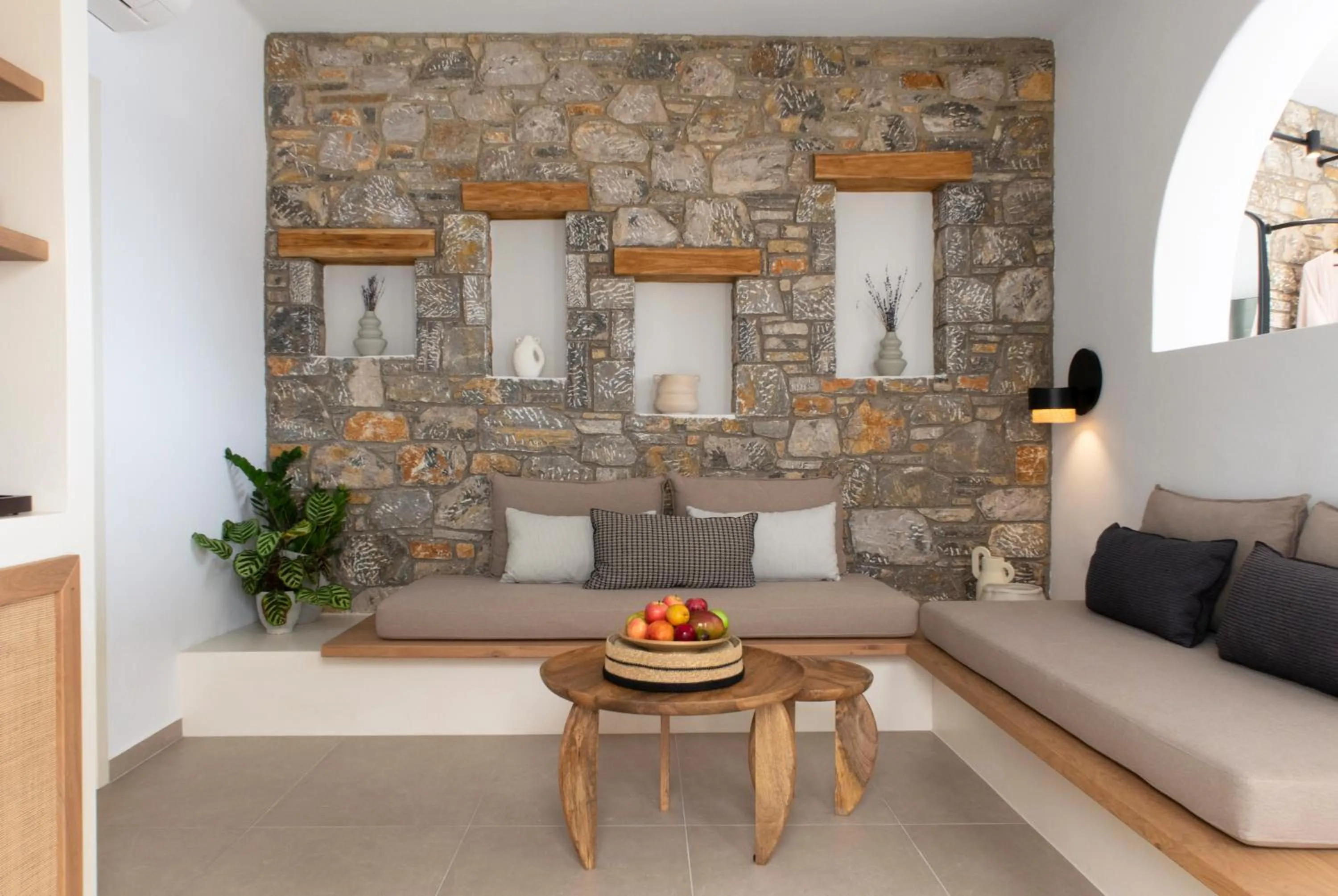 Anassa Boutique Hotel