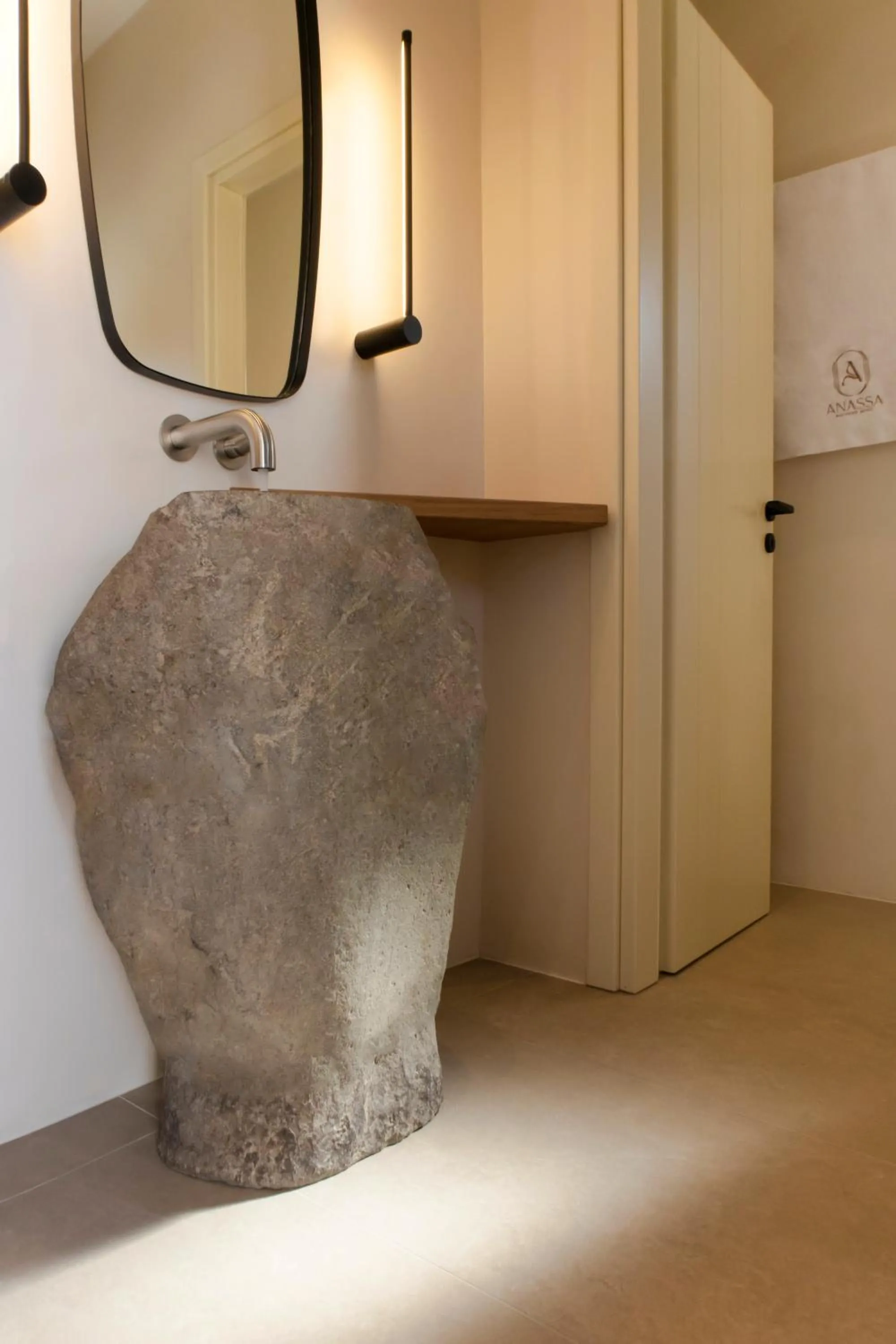 Anassa Boutique Hotel