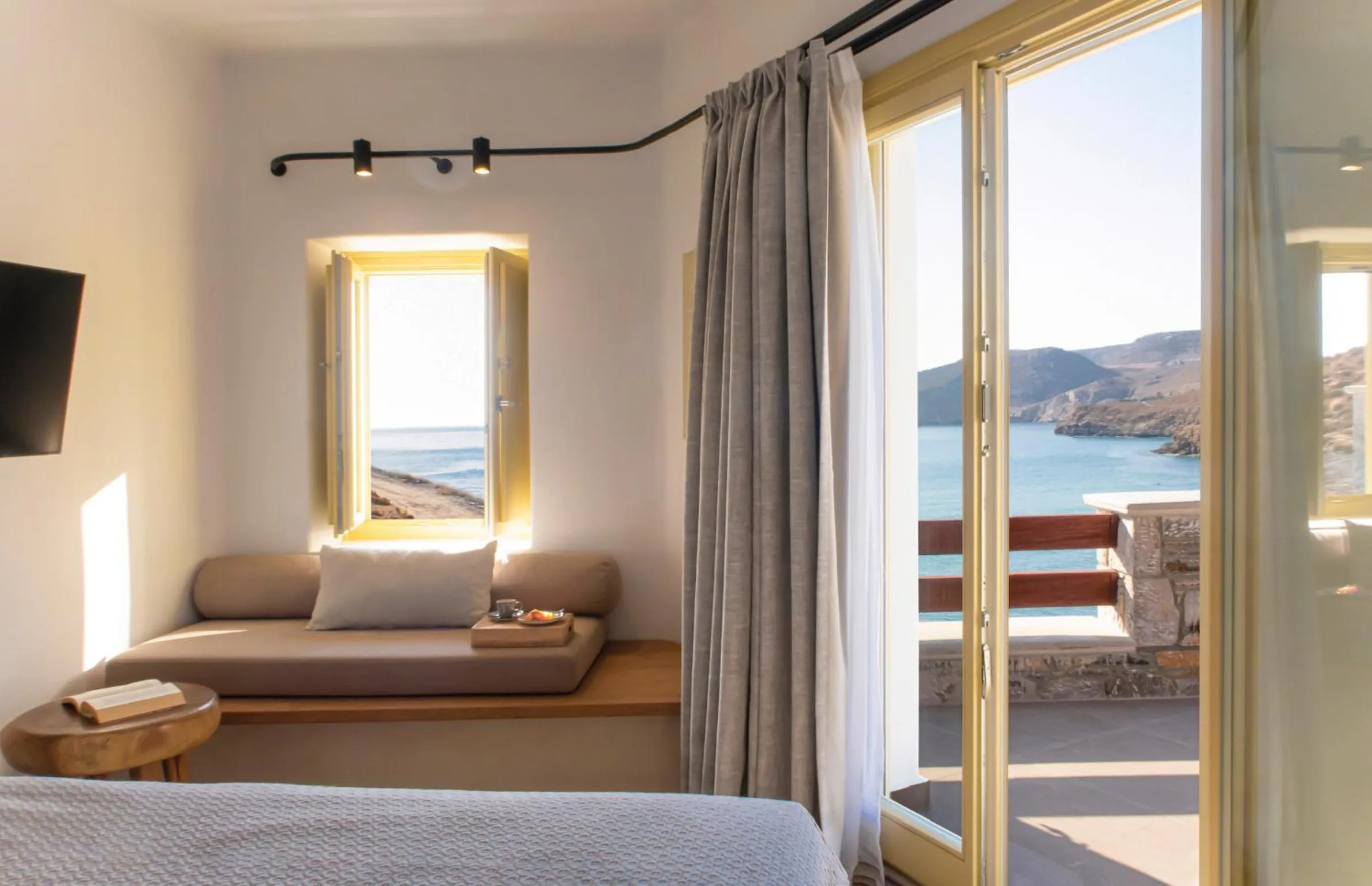 Bed in Anassa Boutique Hotel