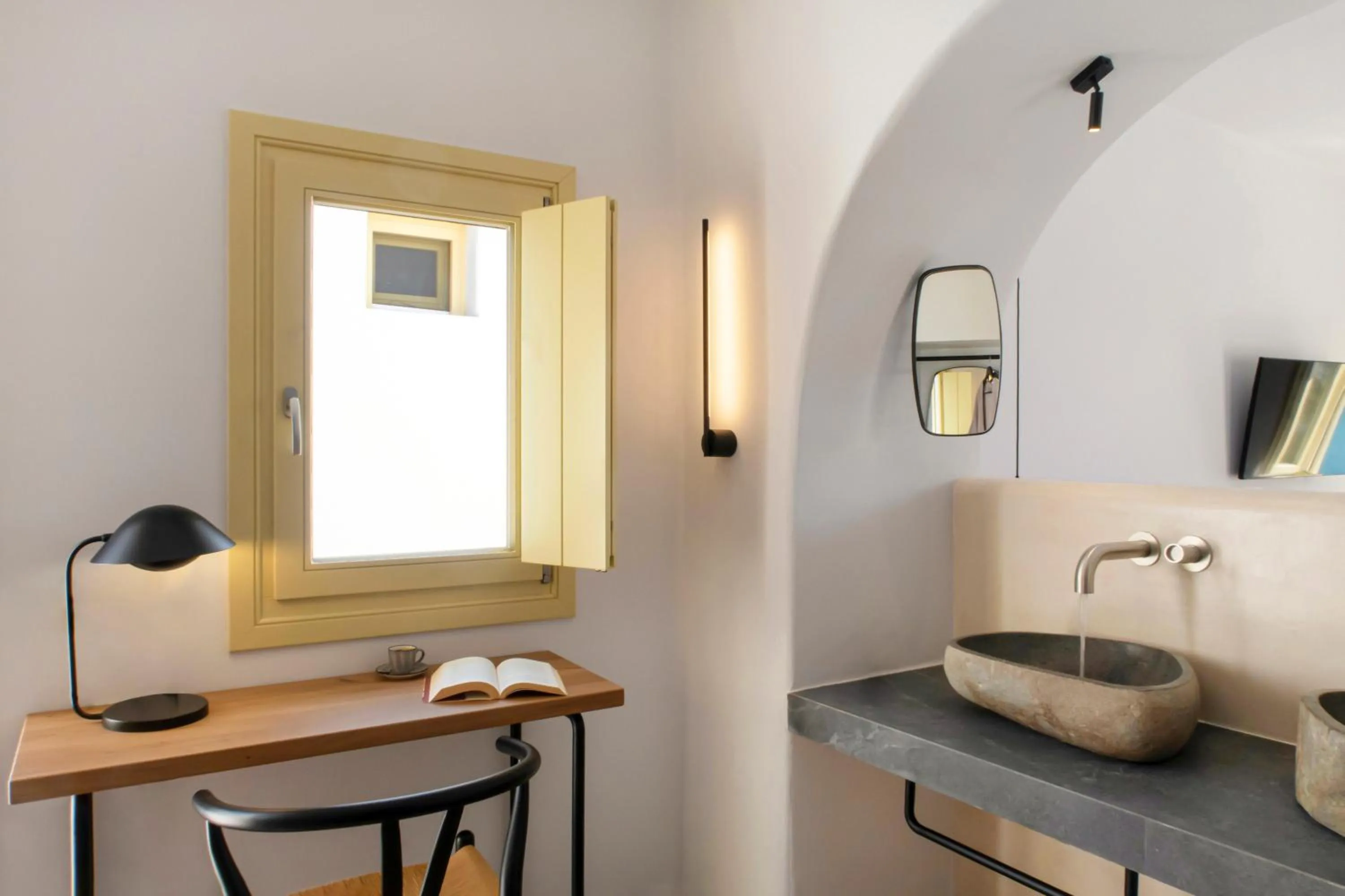 Anassa Boutique Hotel