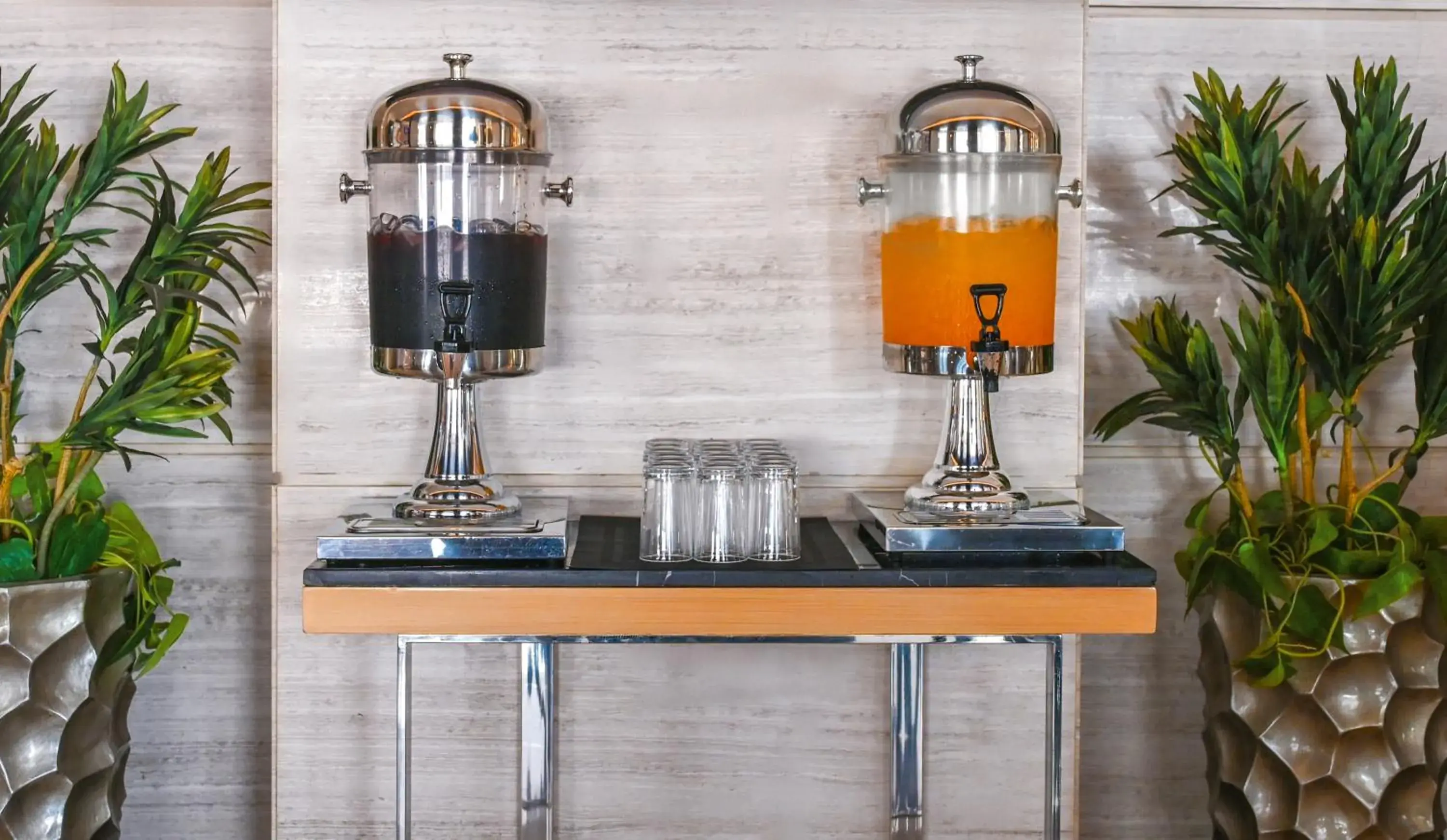 Food and drinks in Boudl Al Qasr Food and drinks in Boudl Al Qasr