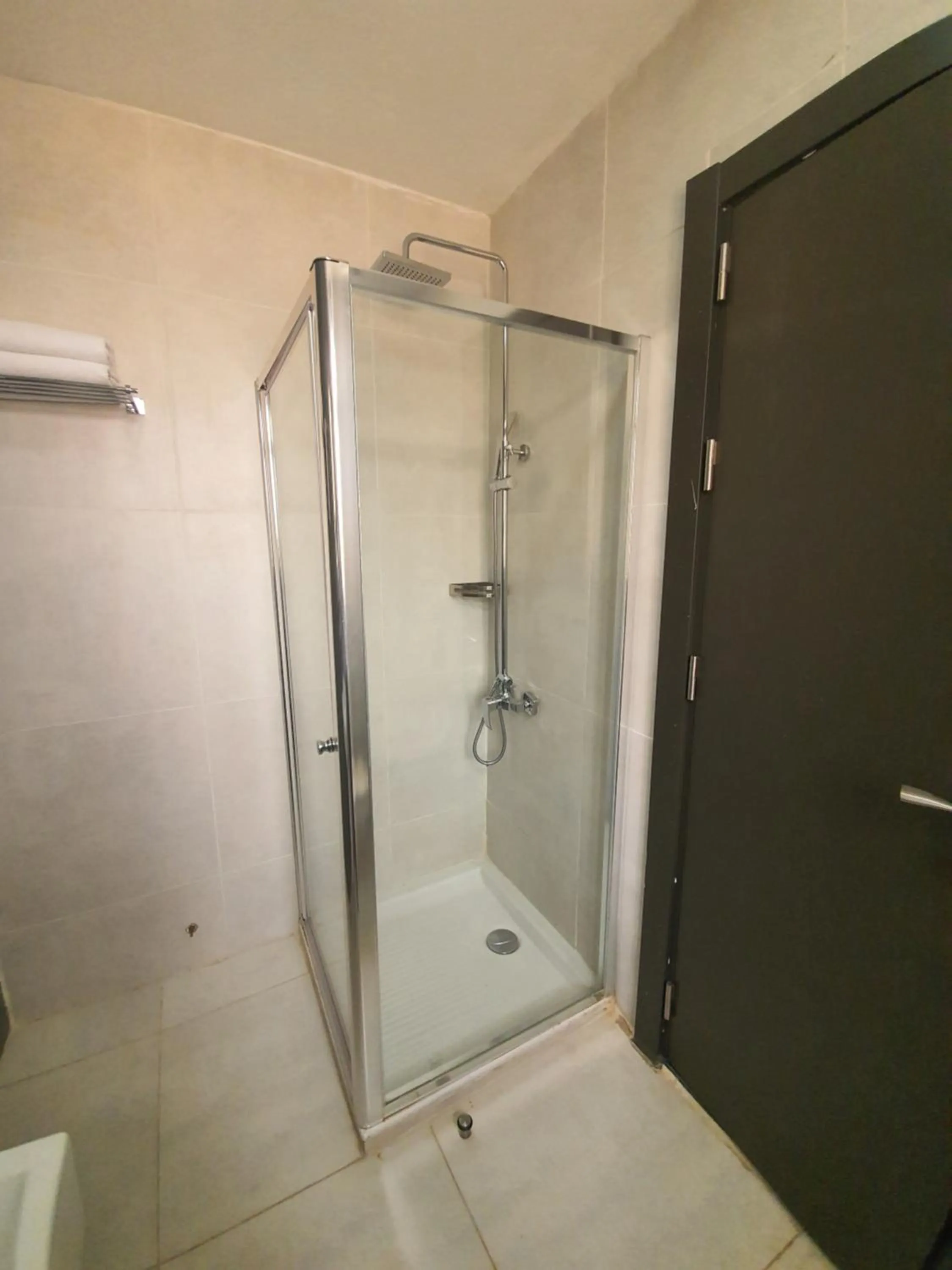 Shower in Al Khaima City Center