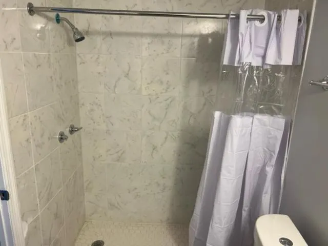 Shower in Palmsbythebeach