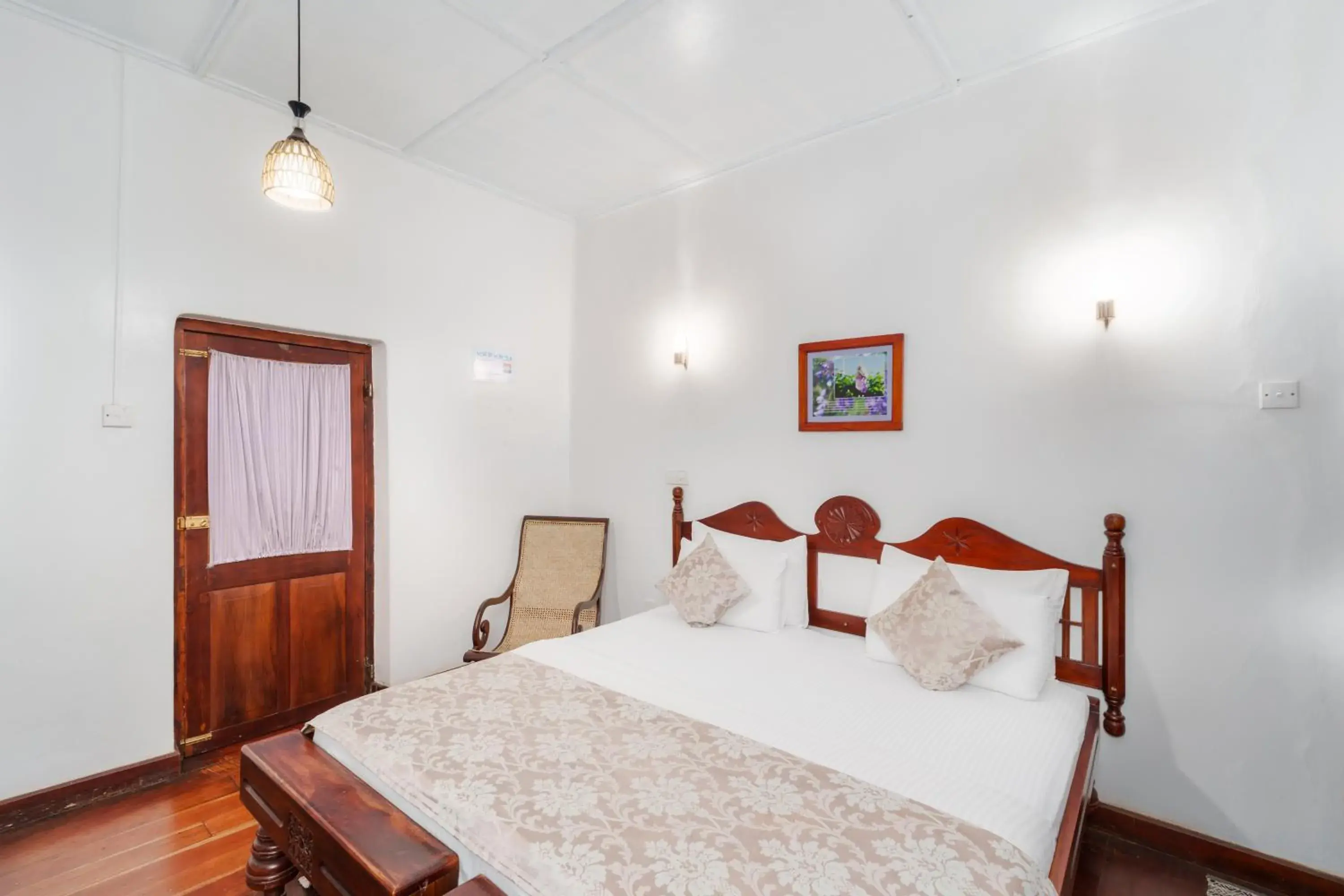 Standard Double or Twin Room in The Golf Green City Bungalow Standard Double or Twin Room in The Golf Green City Bungalow