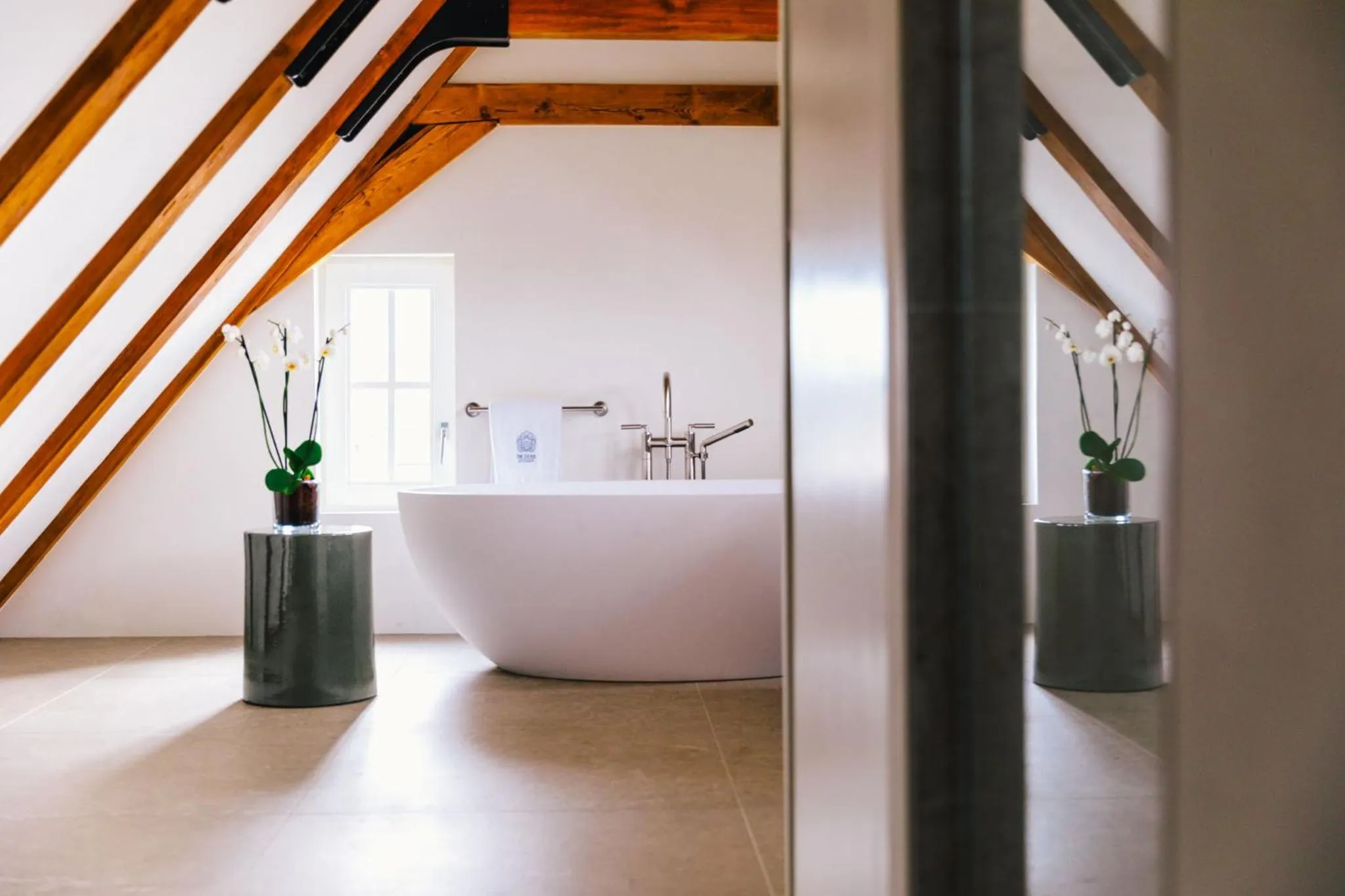 Bath in The Dylan Amsterdam - The Leading Hotels of the World