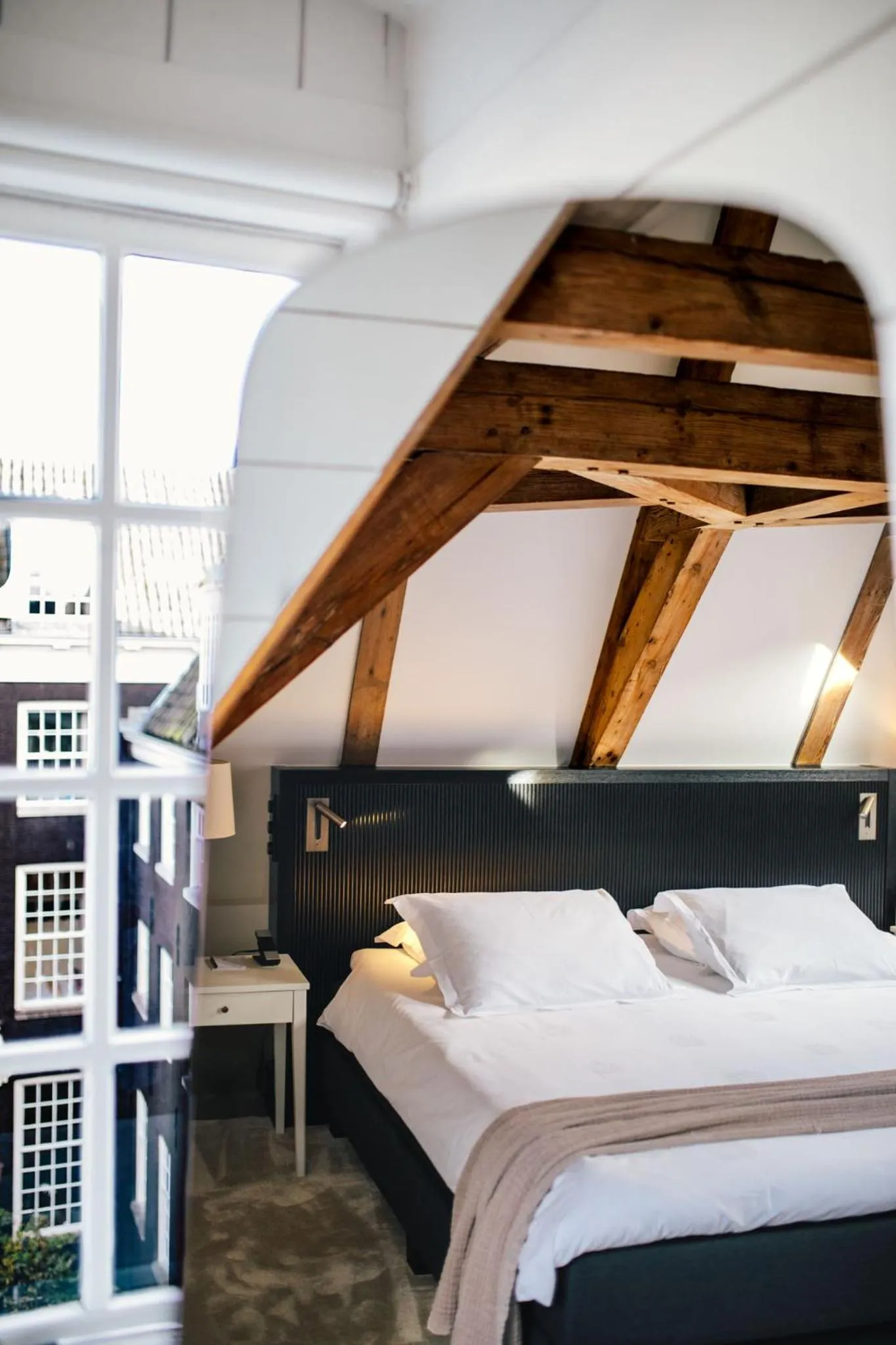 Bedroom, Bed in The Dylan Amsterdam - The Leading Hotels of the World