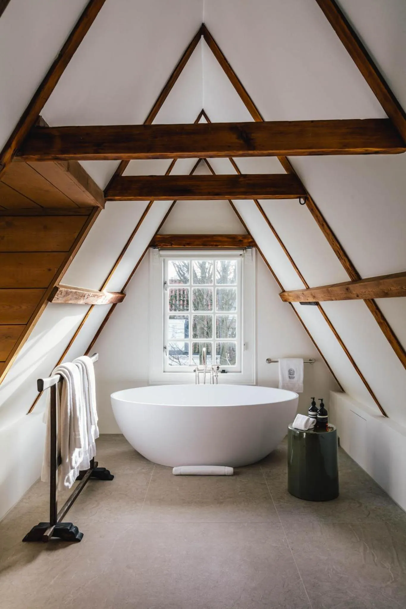 Bathroom, Bed in The Dylan Amsterdam - The Leading Hotels of the World