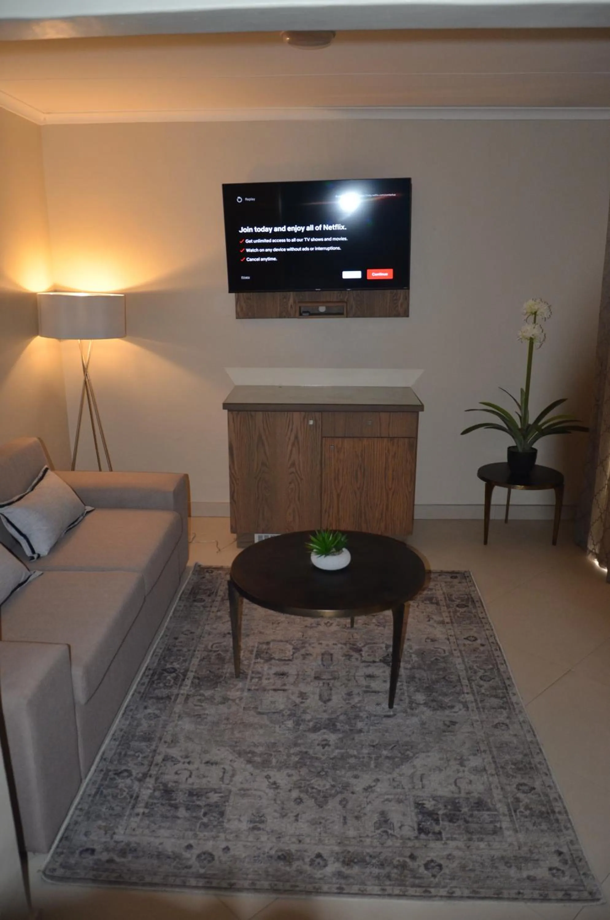 TV and multimedia in Windhoek Gardens Boutique Hotel