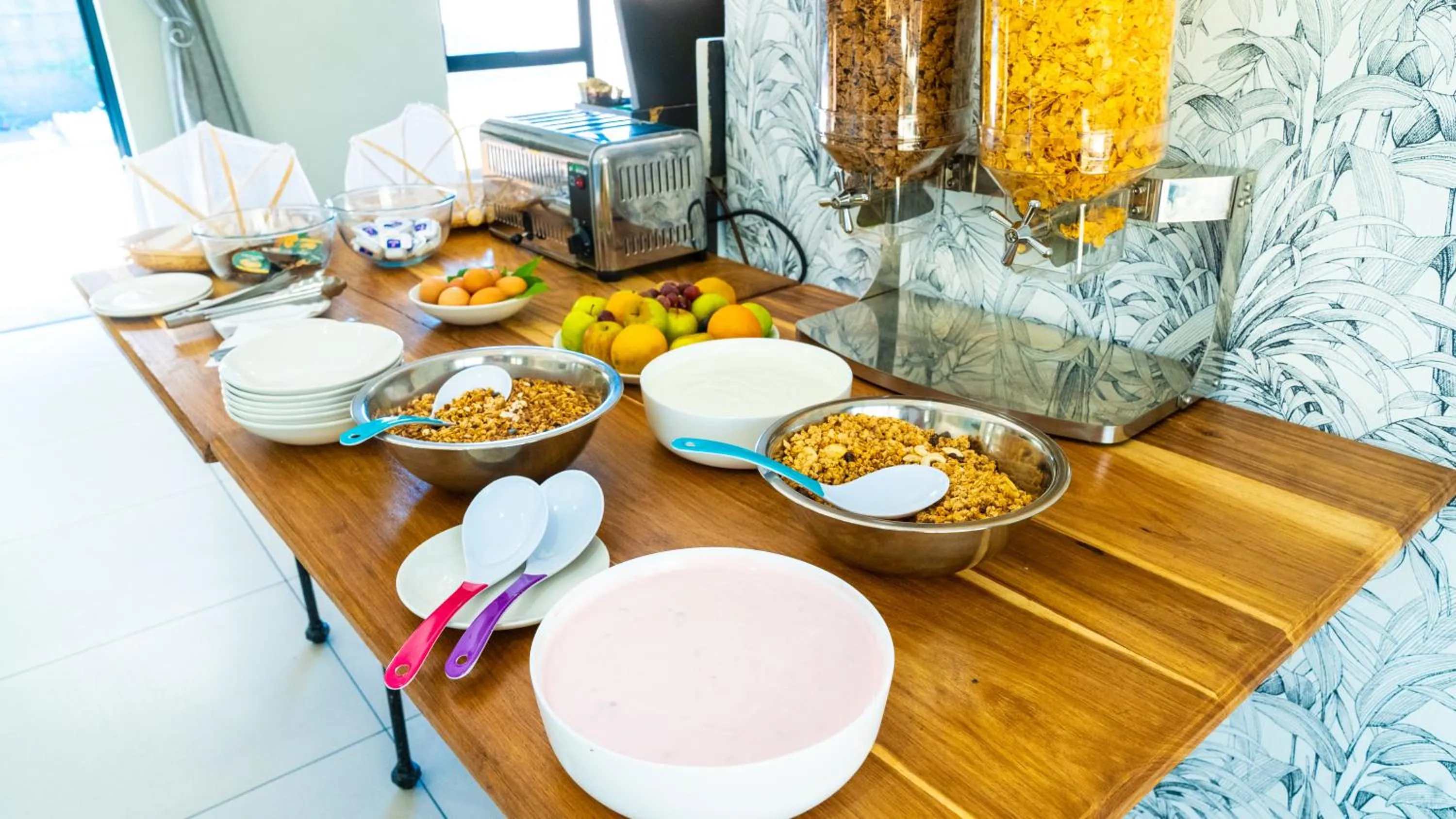 Coffee/tea facilities in Windhoek Gardens Boutique Hotel