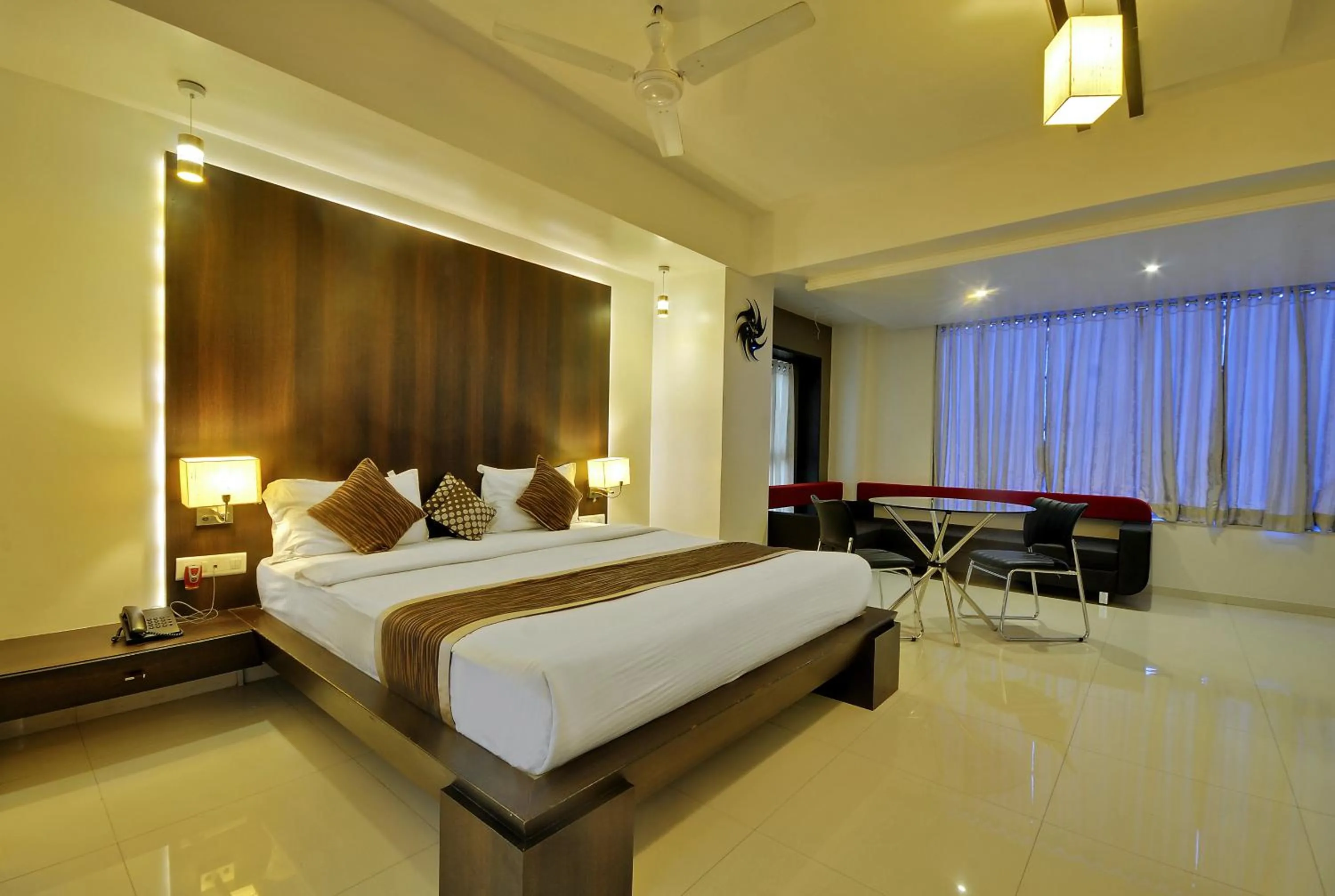 Bed in Hotel Magnum Inn