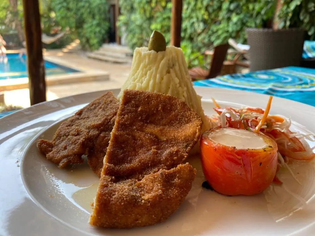 Food in Tamani Villas