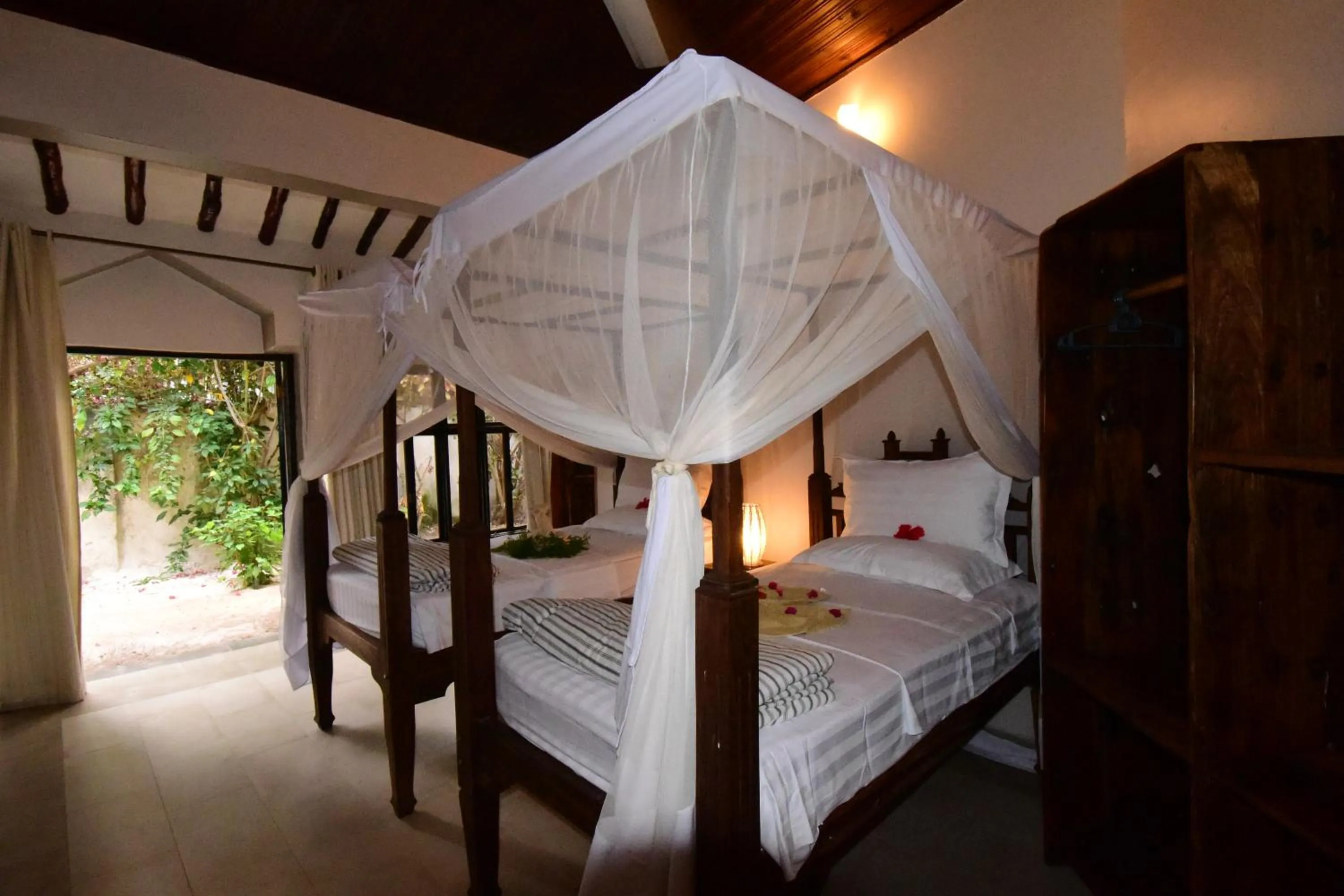 Bed in Tamani Villas