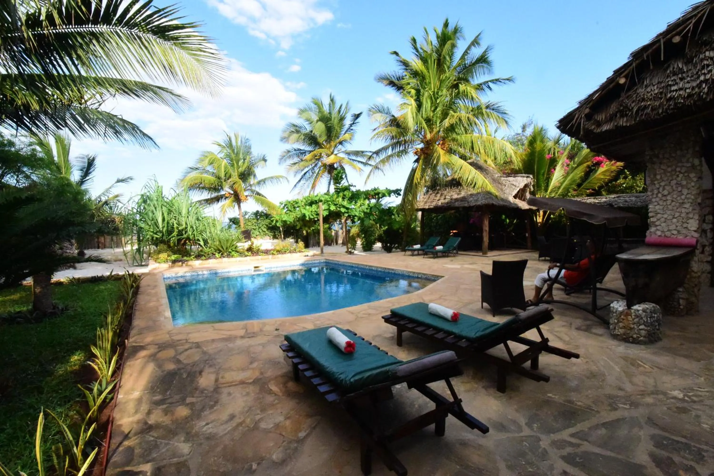 Swimming pool in Tamani Villas