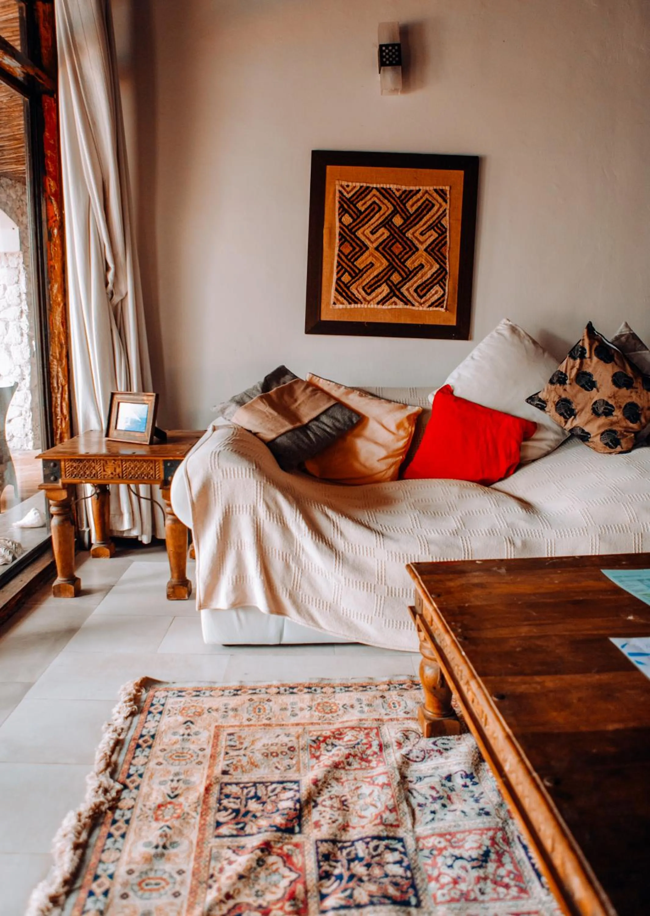 Seating area, Bed in Tamani Villas